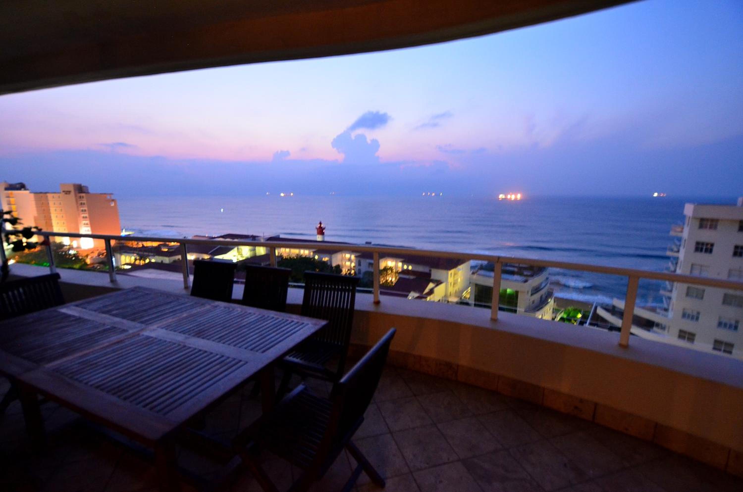 703 Oyster Schelles - by Stay in Umhlanga