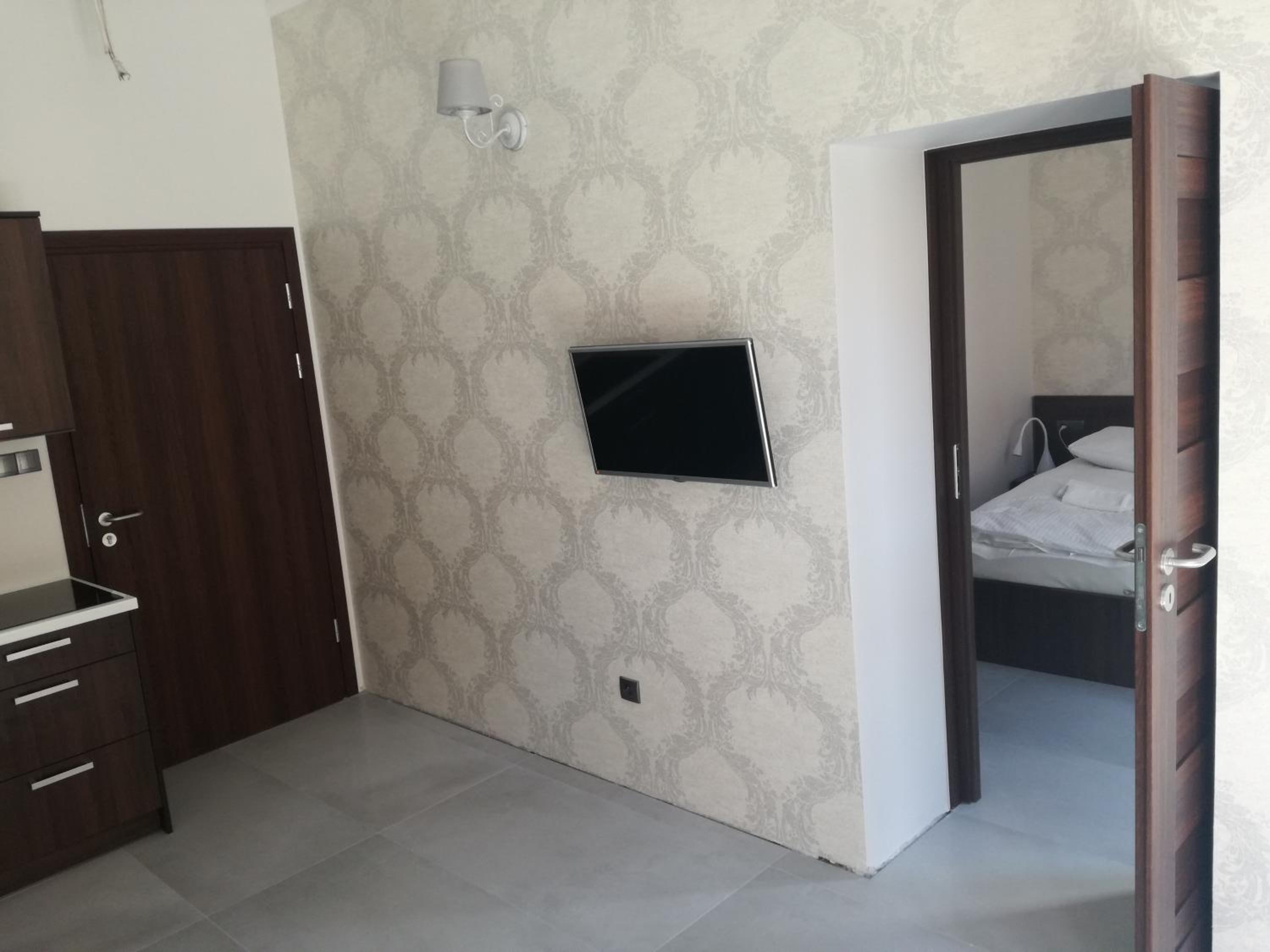 Photo 81