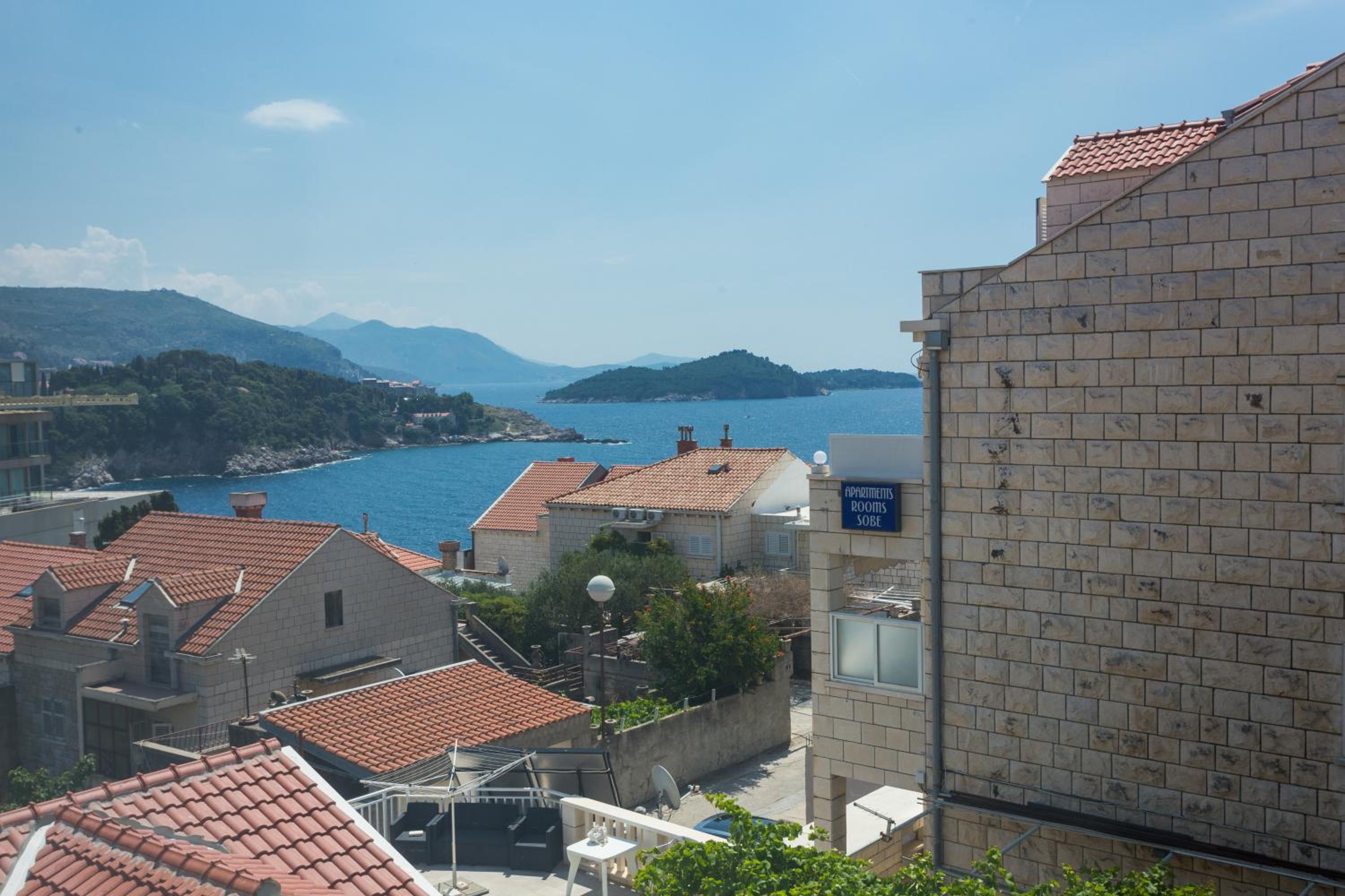 Apartment Nikatoni
