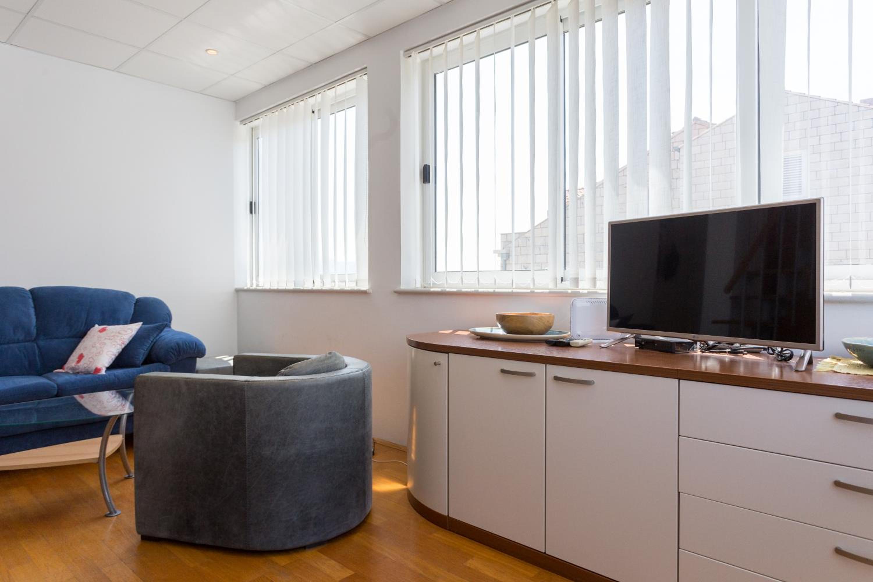 Apartment Nikatoni