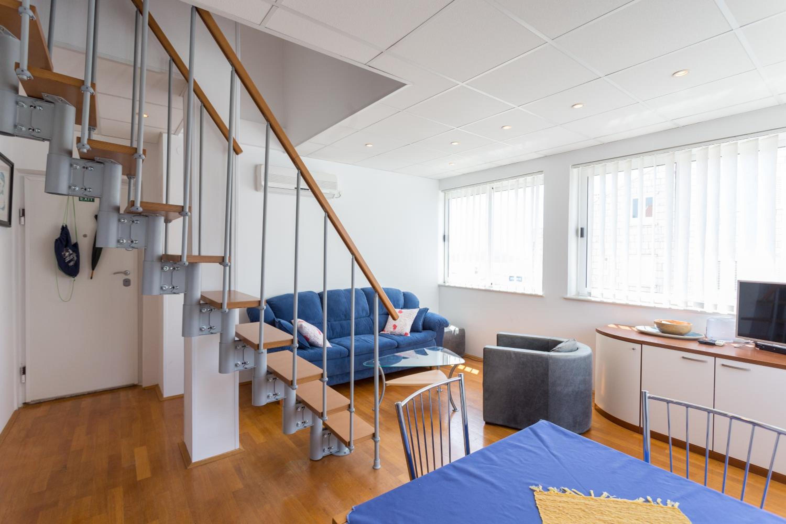 Apartment Nikatoni