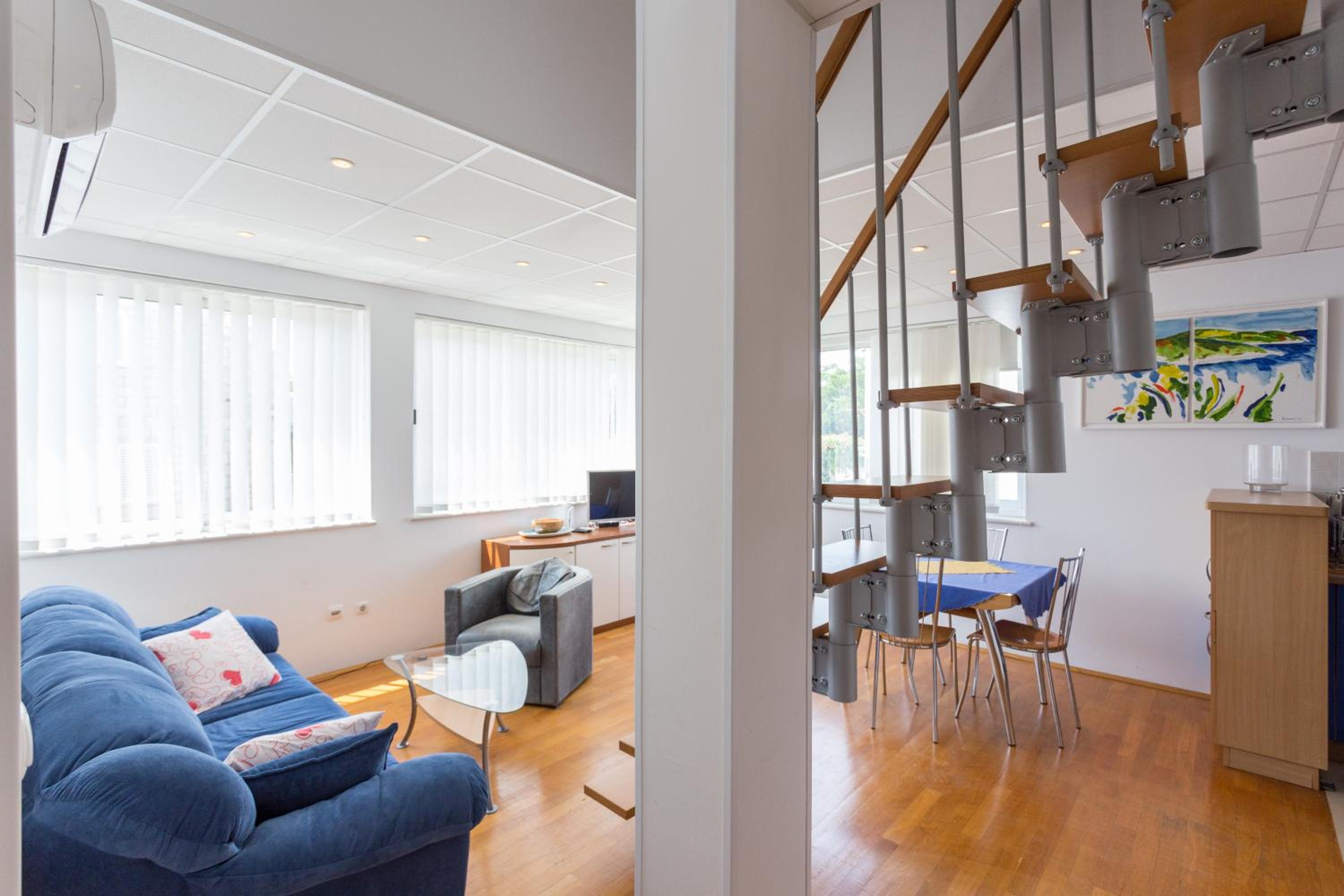 Apartment Nikatoni
