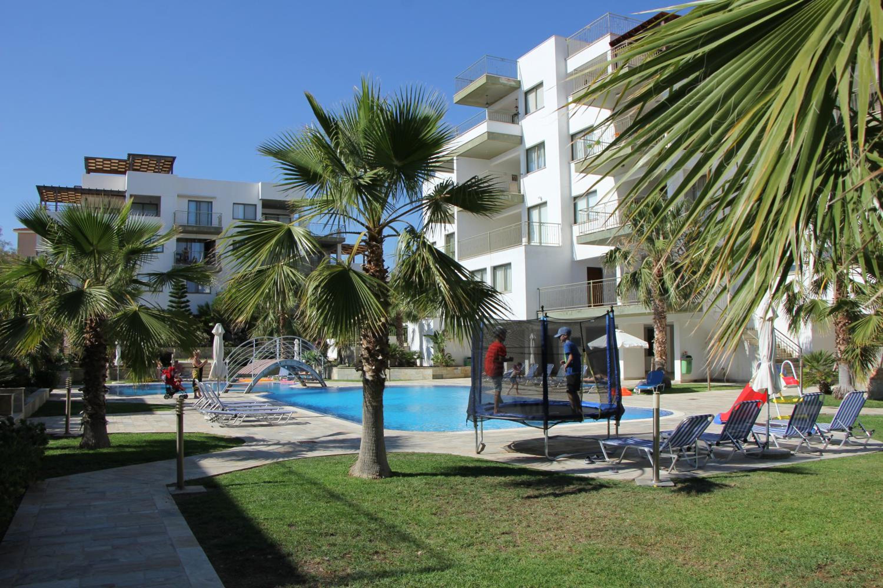Danaos Pool View