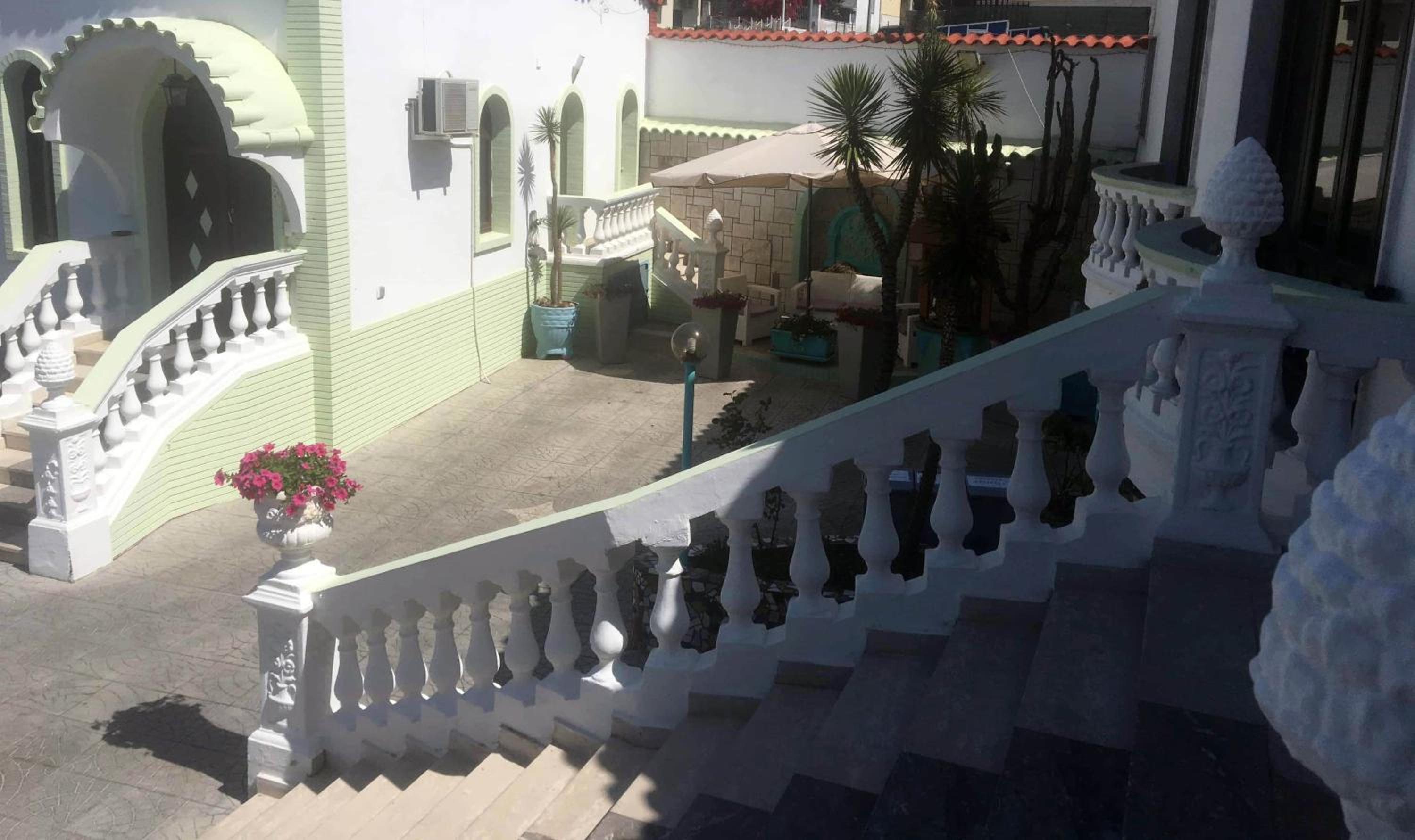 Photo 41