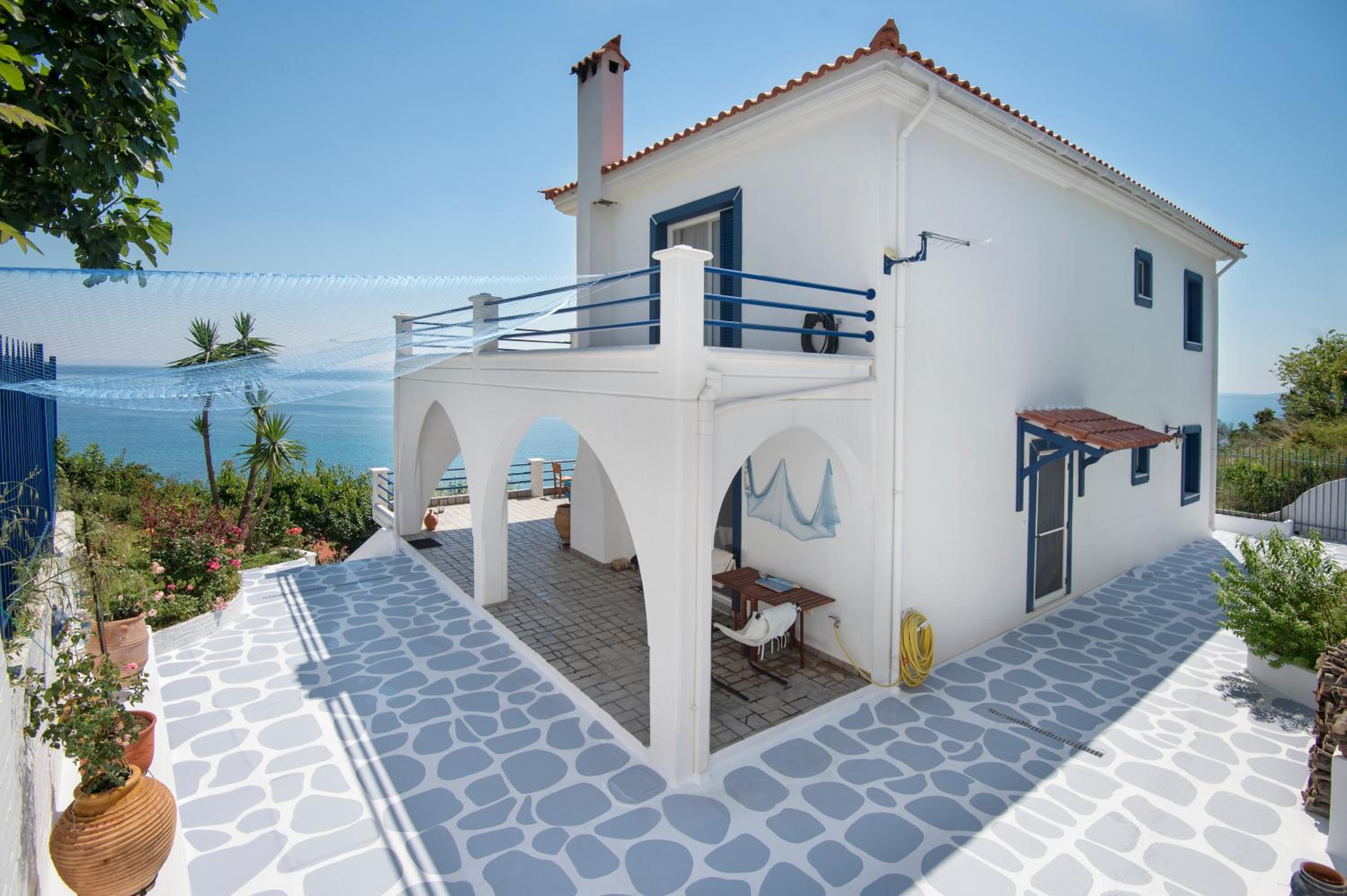 Blue Dream Villa Kymi Evia-Platana Village view 3