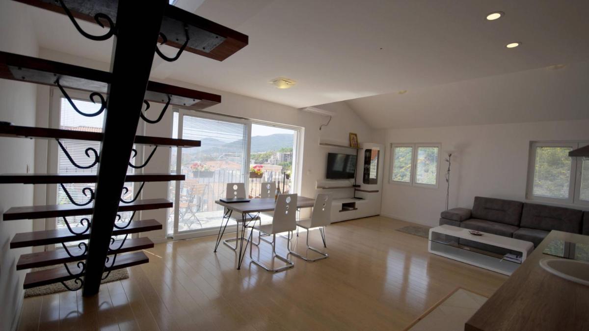Lux Apartment Queen