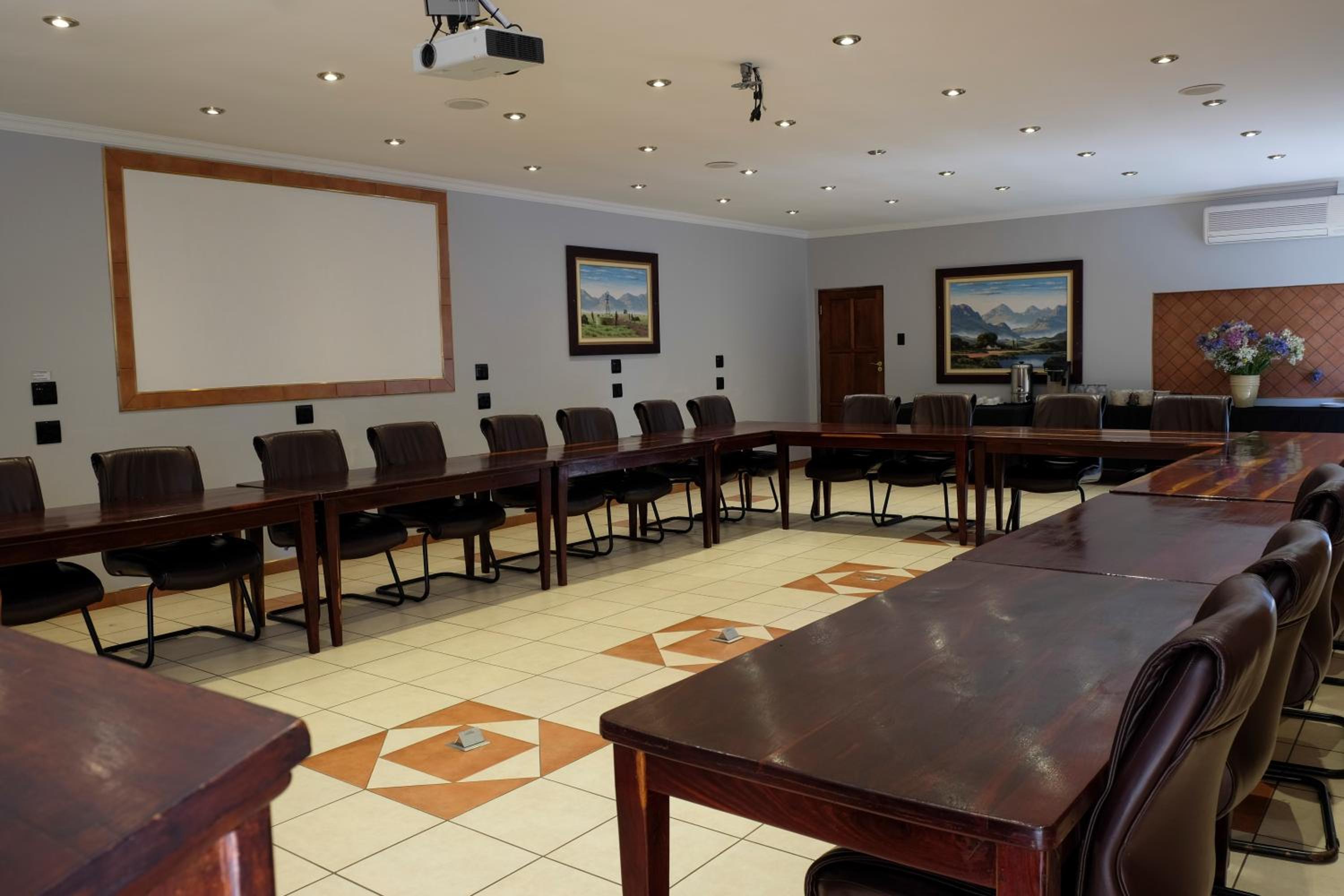meeting & event spaces