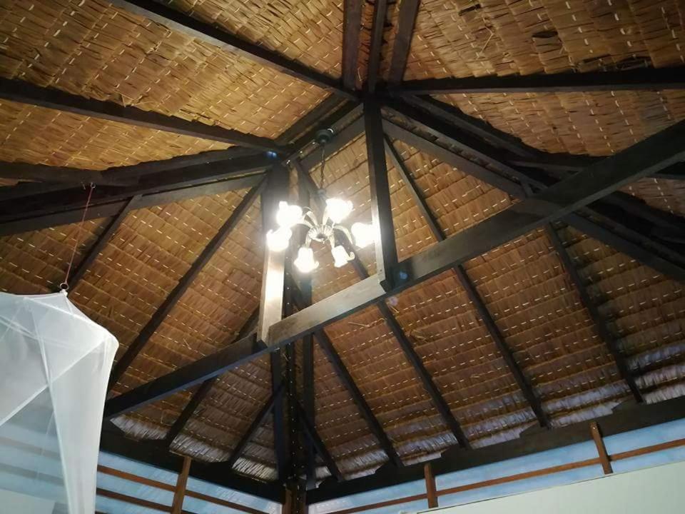 Cashew Nut Bungalow, Ko Mook