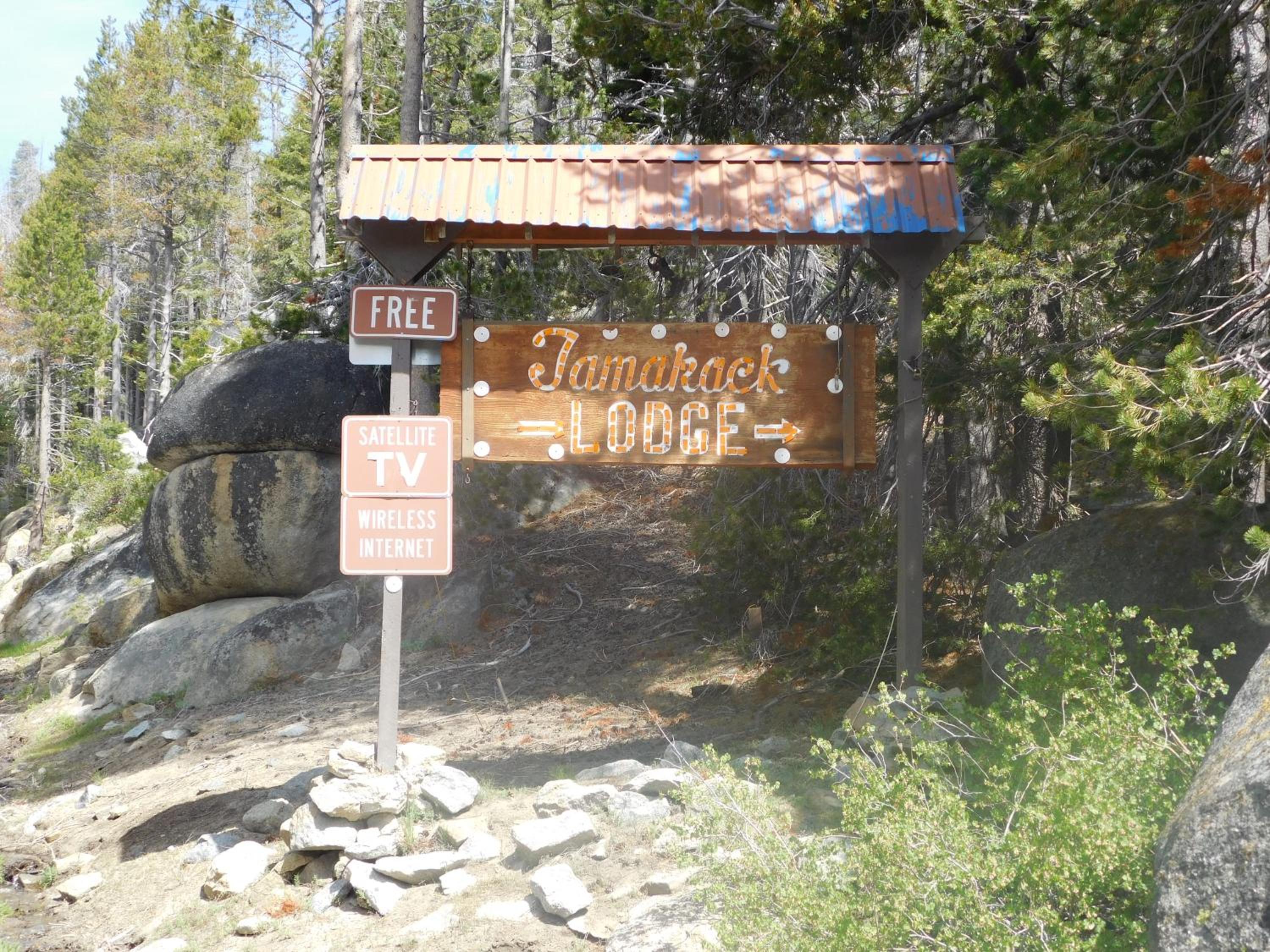 The Tamarack Lodge view 4