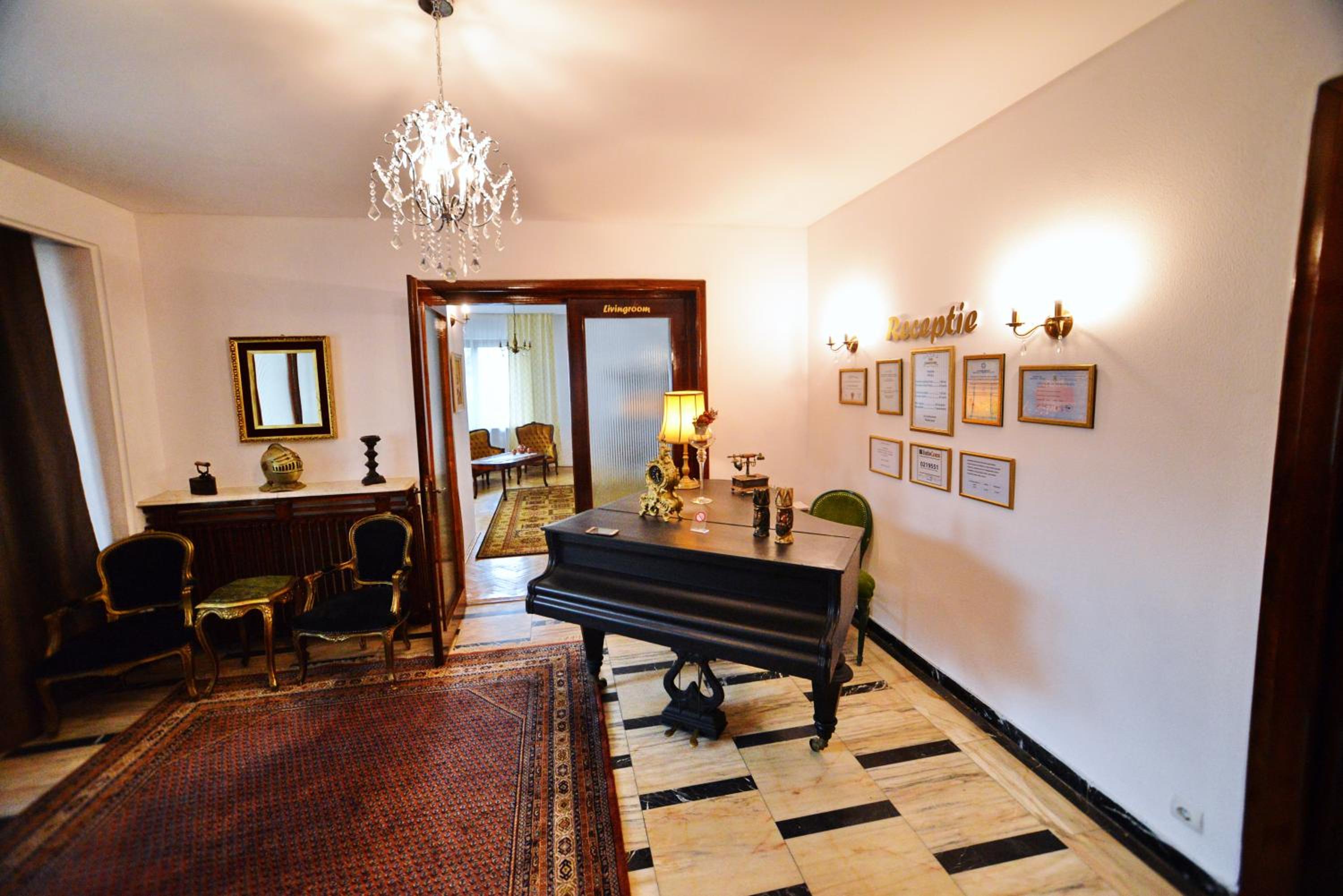Casa Negustorului view 2