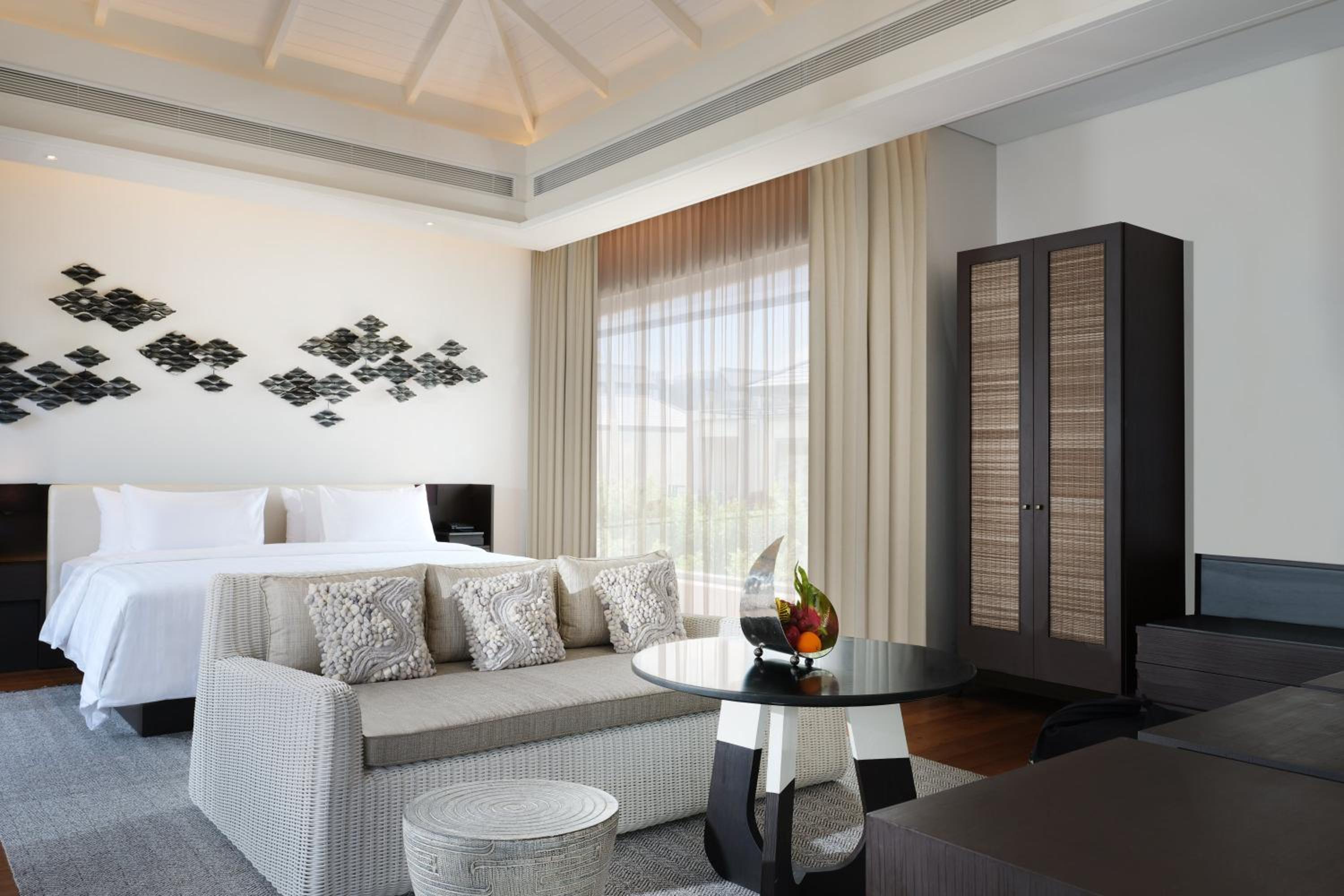 The ShellSea Krabi I Luxury Beach Front Resort & Pool Villa
