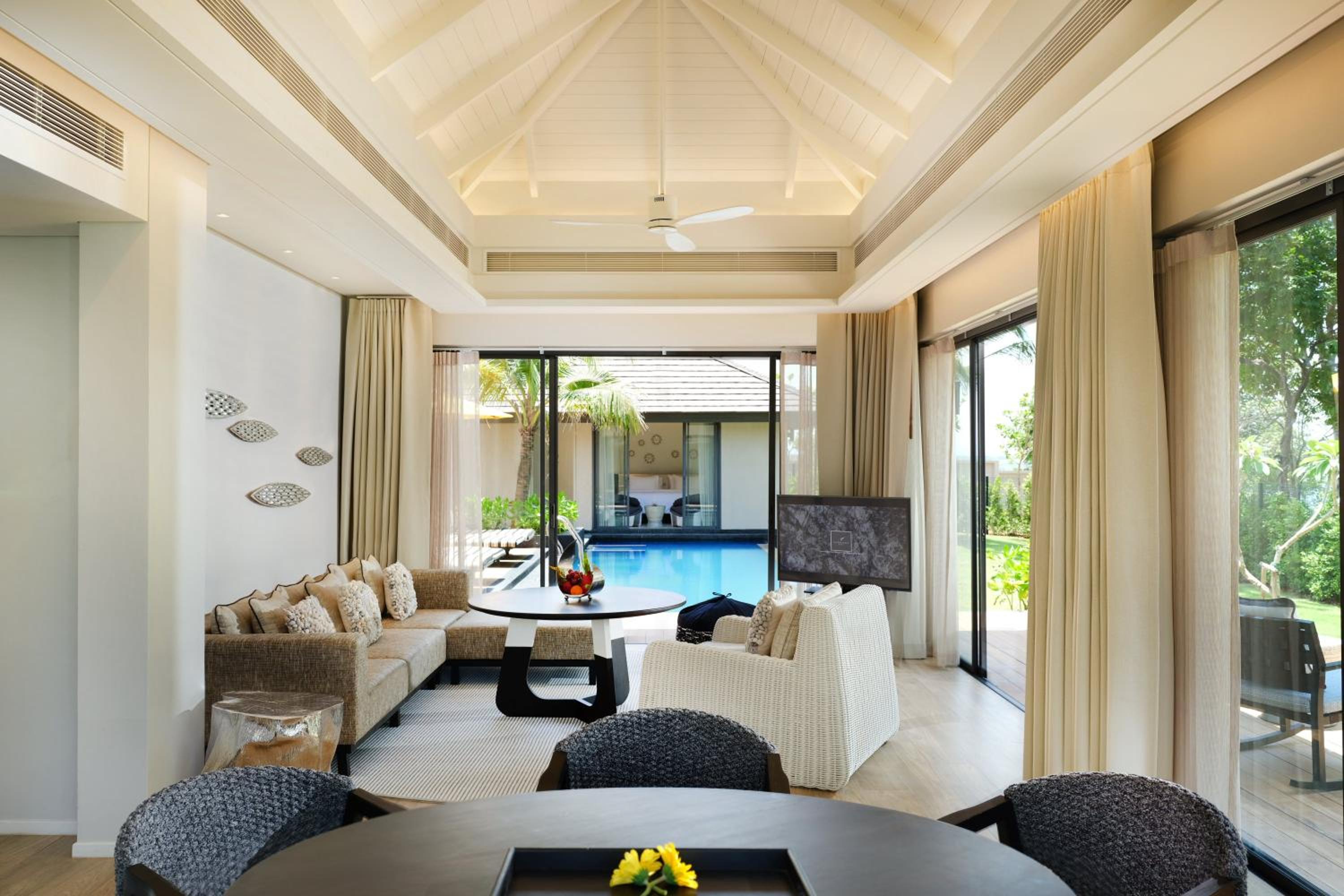 The ShellSea Krabi I Luxury Beach Front Resort & Pool Villa
