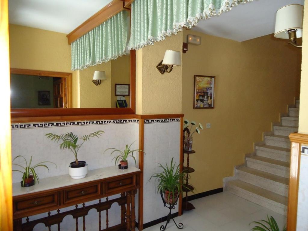 Hostal Los Claveles view 2