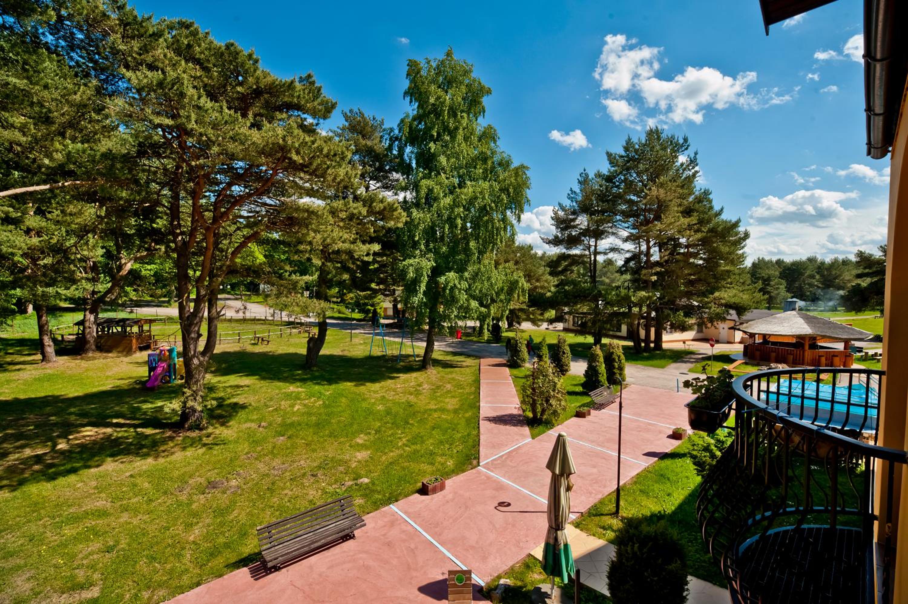 Photo 25