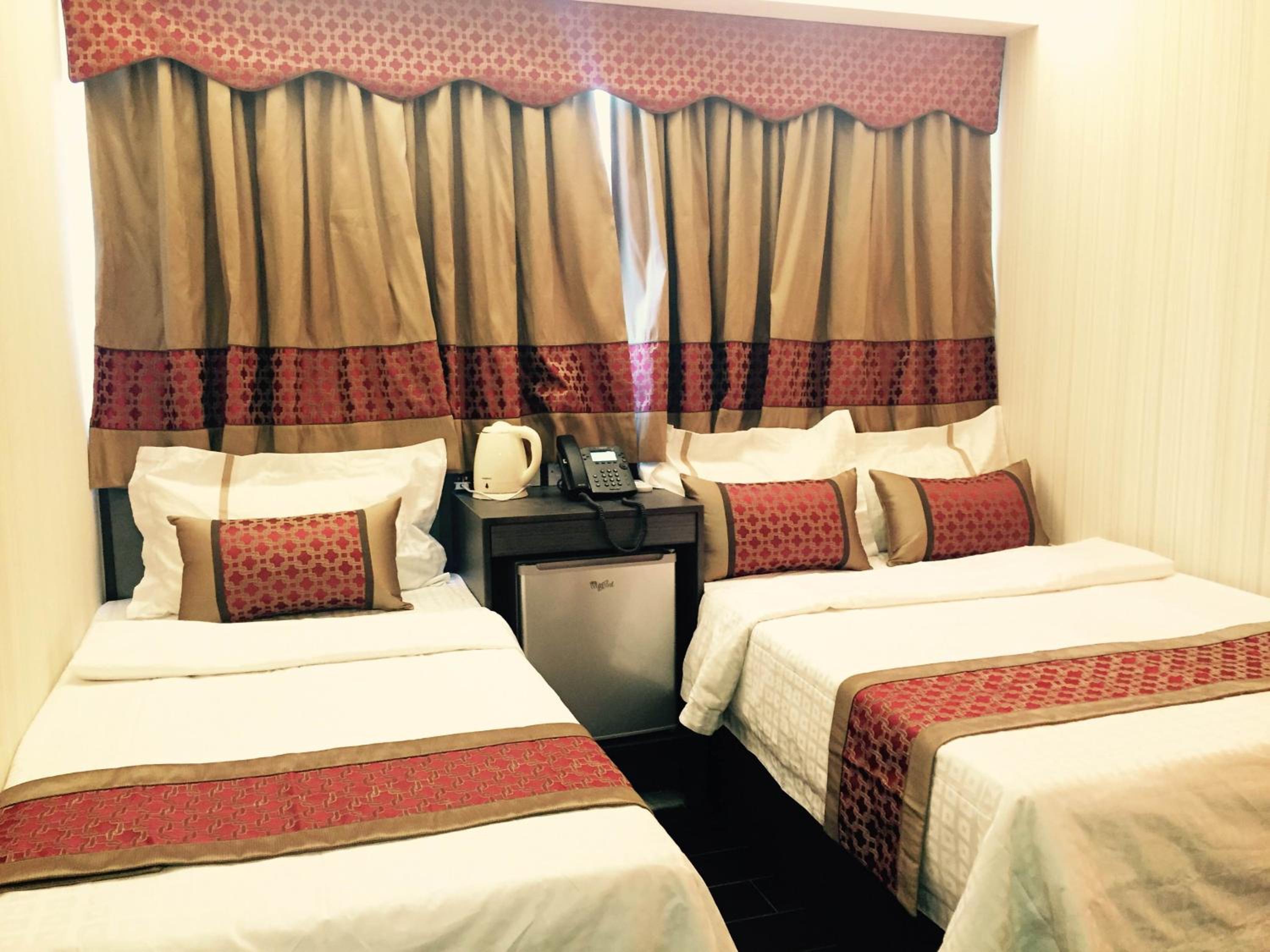 Seasons Hotel