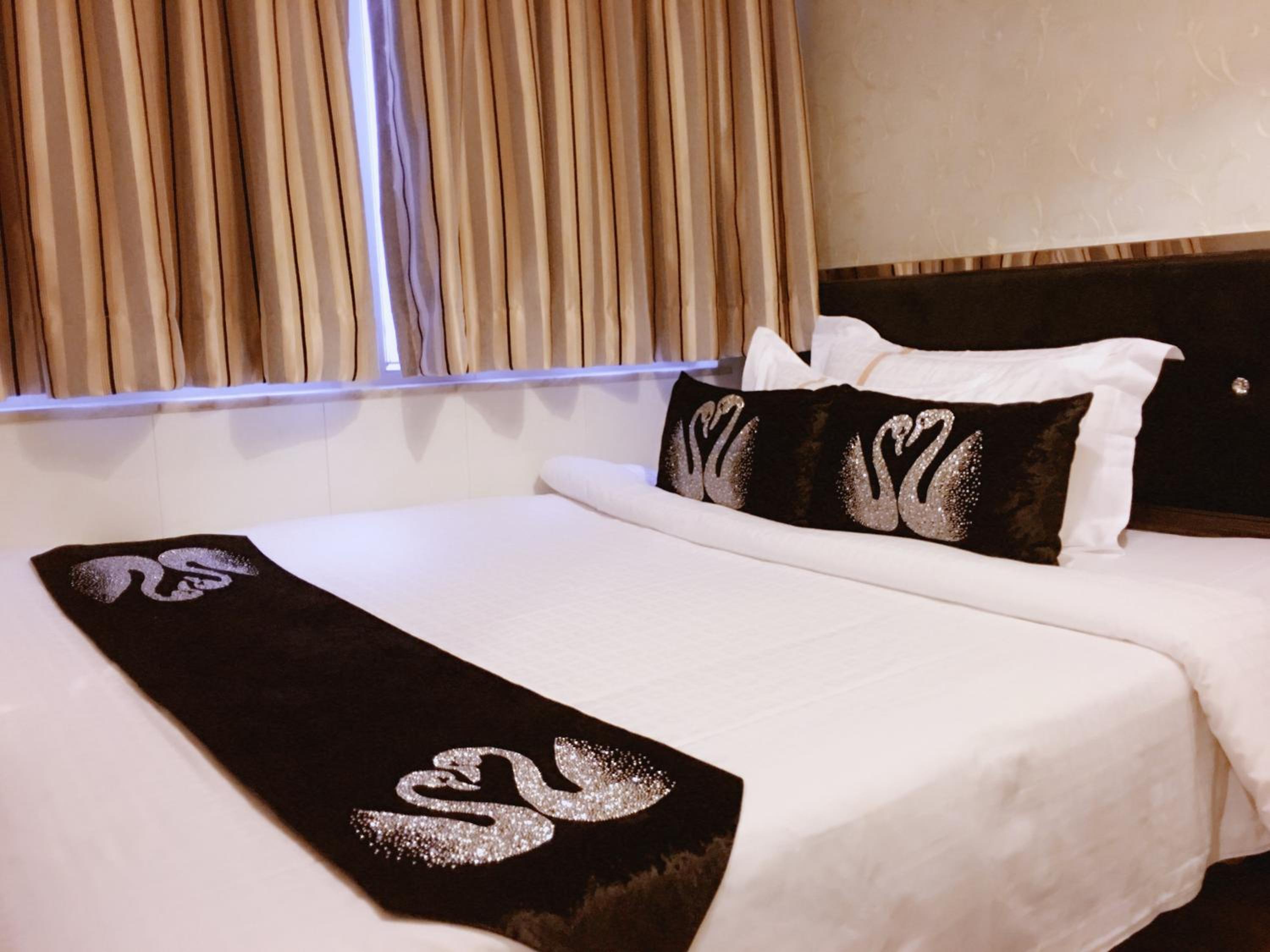Seasons Hotel - Causeway Bay