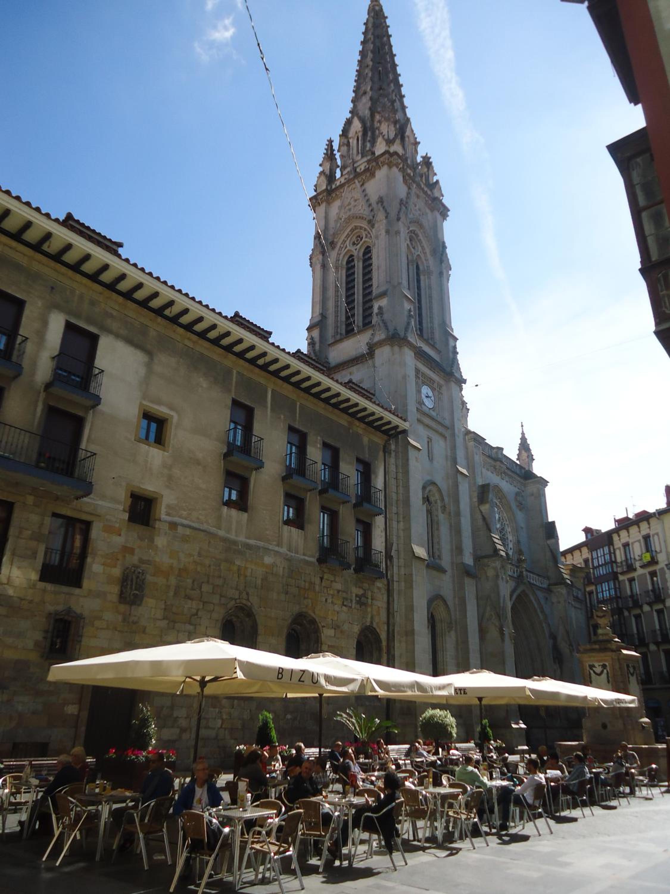 Apartamento céntrico con vistas a la Ría! garaje, ideal 2-4