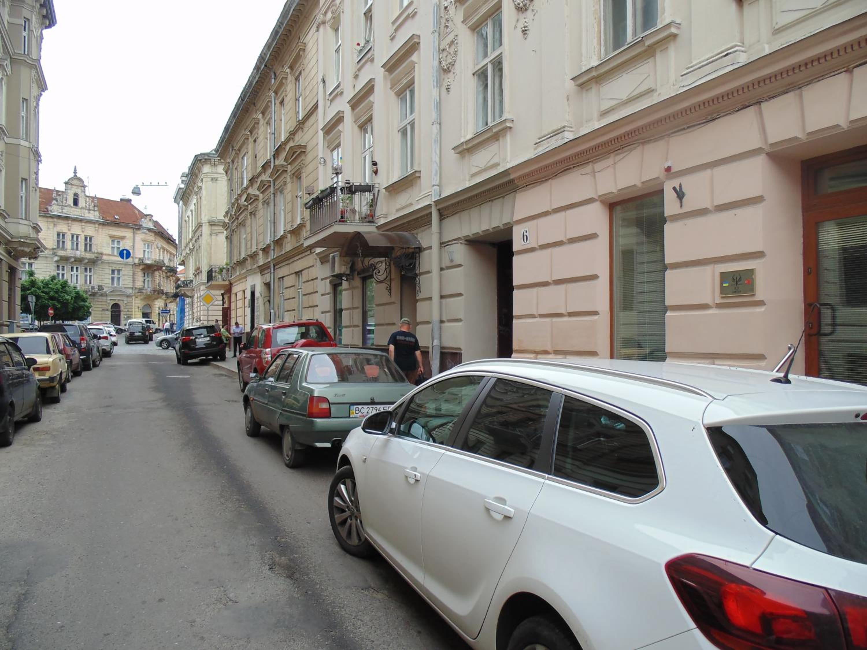 Photo 19