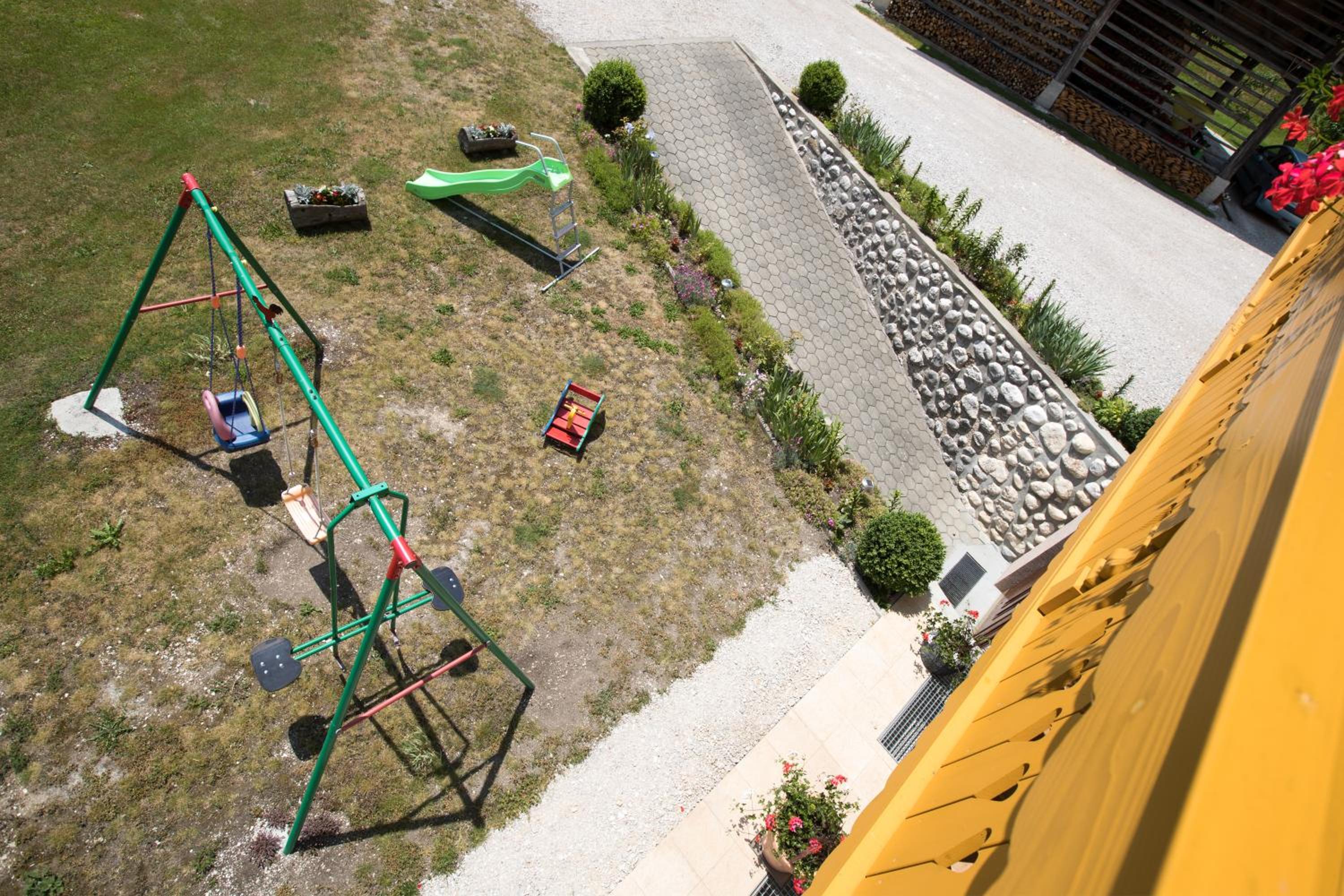 Photo 15