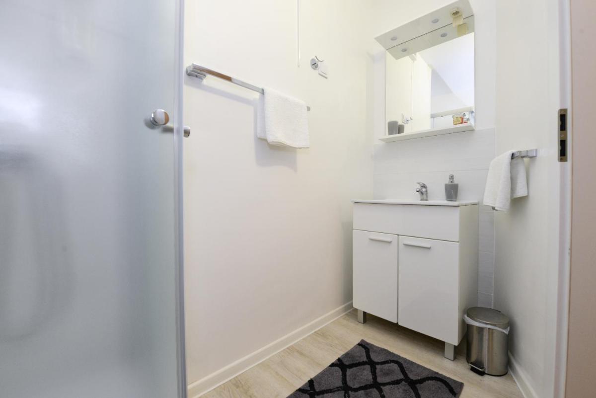 Apartment Vukovic - Property Image 6