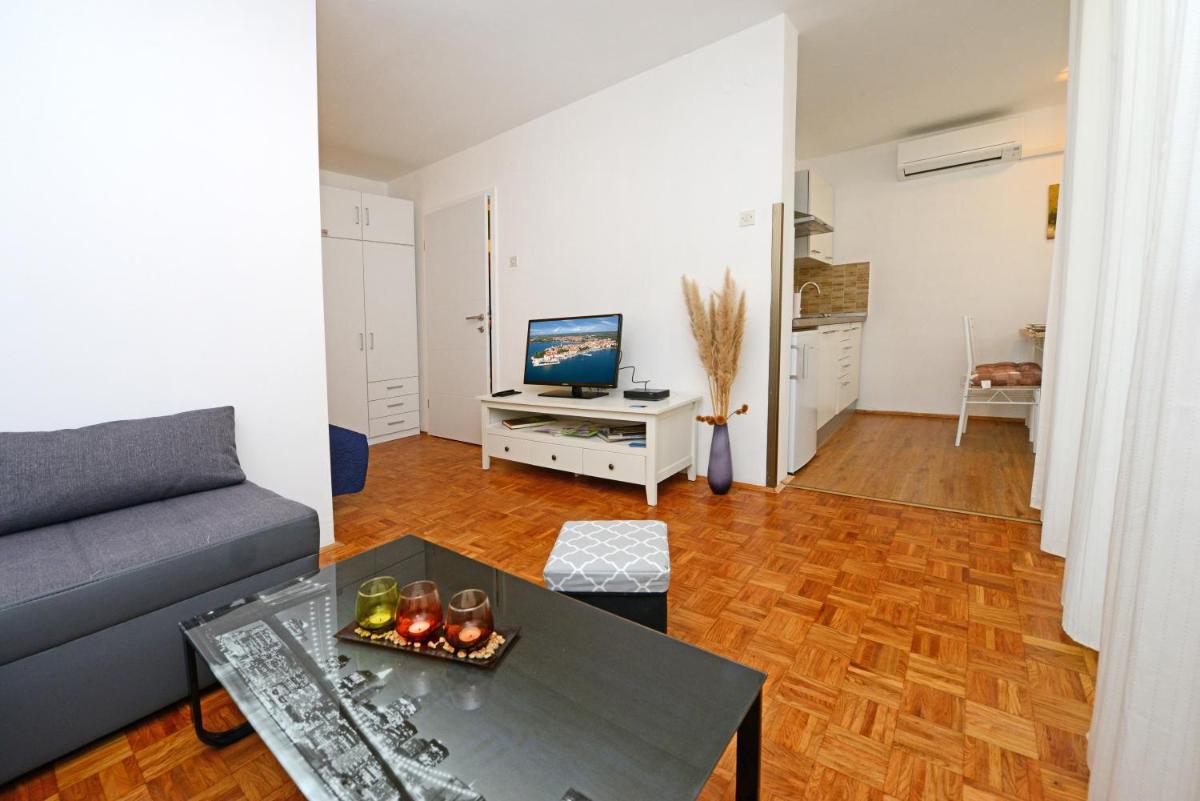 Apartment Vukovic - Property Image 3
