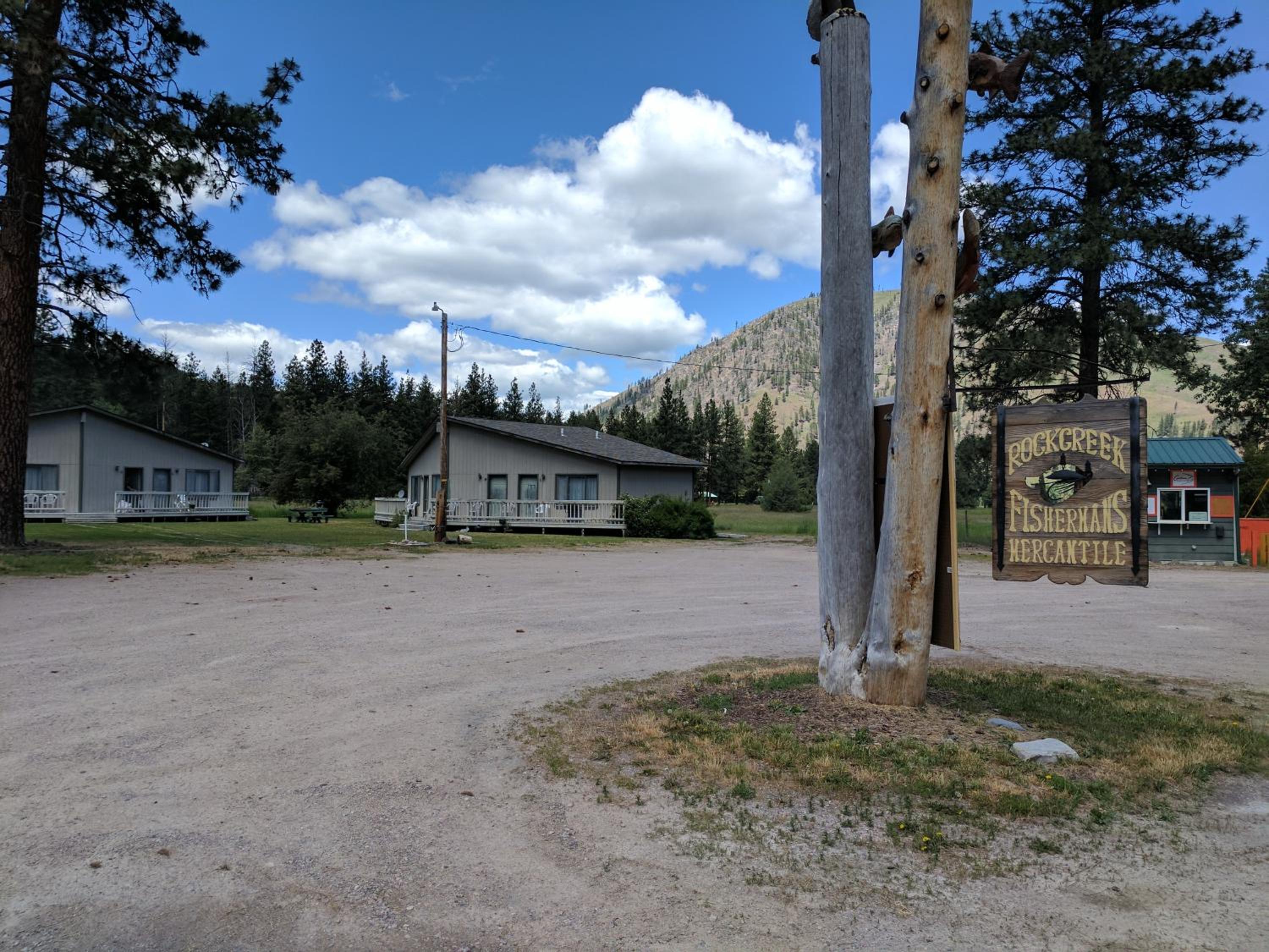 Rock Creek Mercantile & Motel view 4