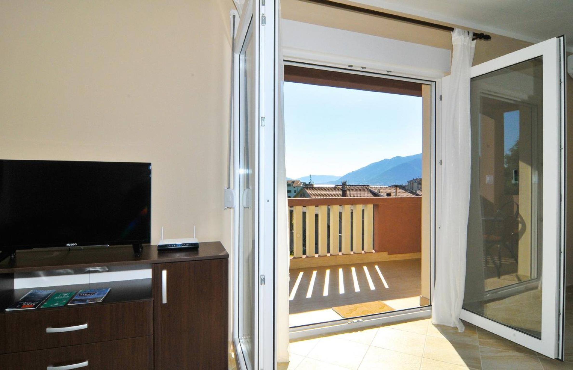 Apartments Mira