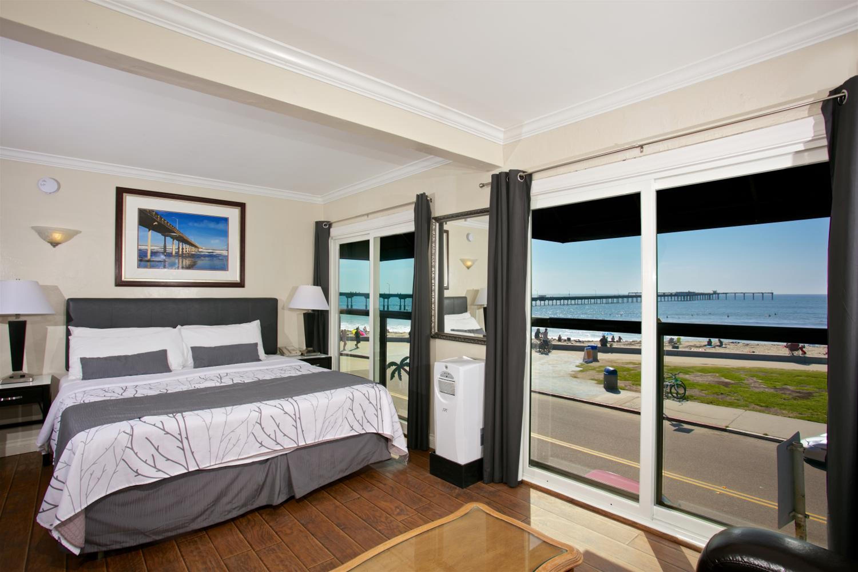 Ocean Beach Hotel, 写真 32