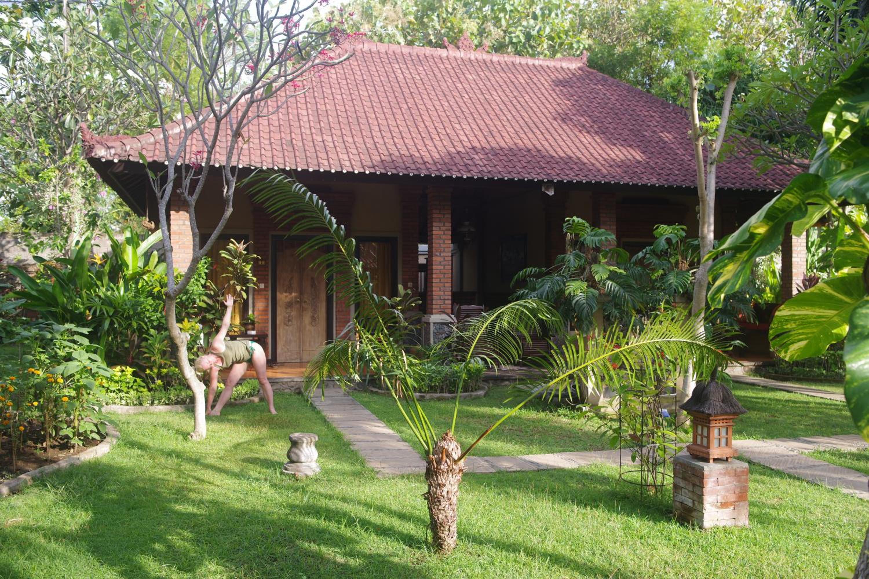 Tirta Sari Bungalow