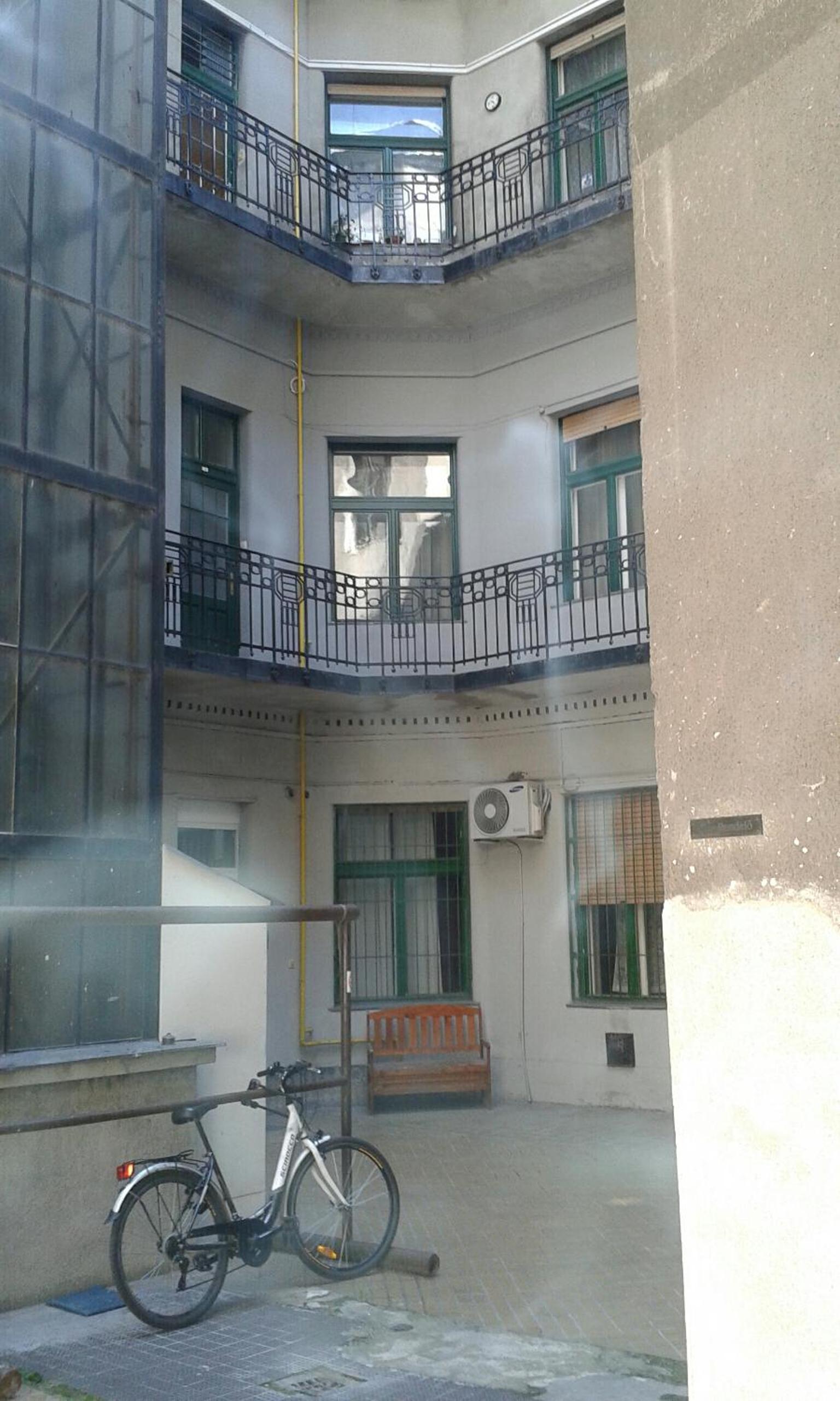 Photo 45