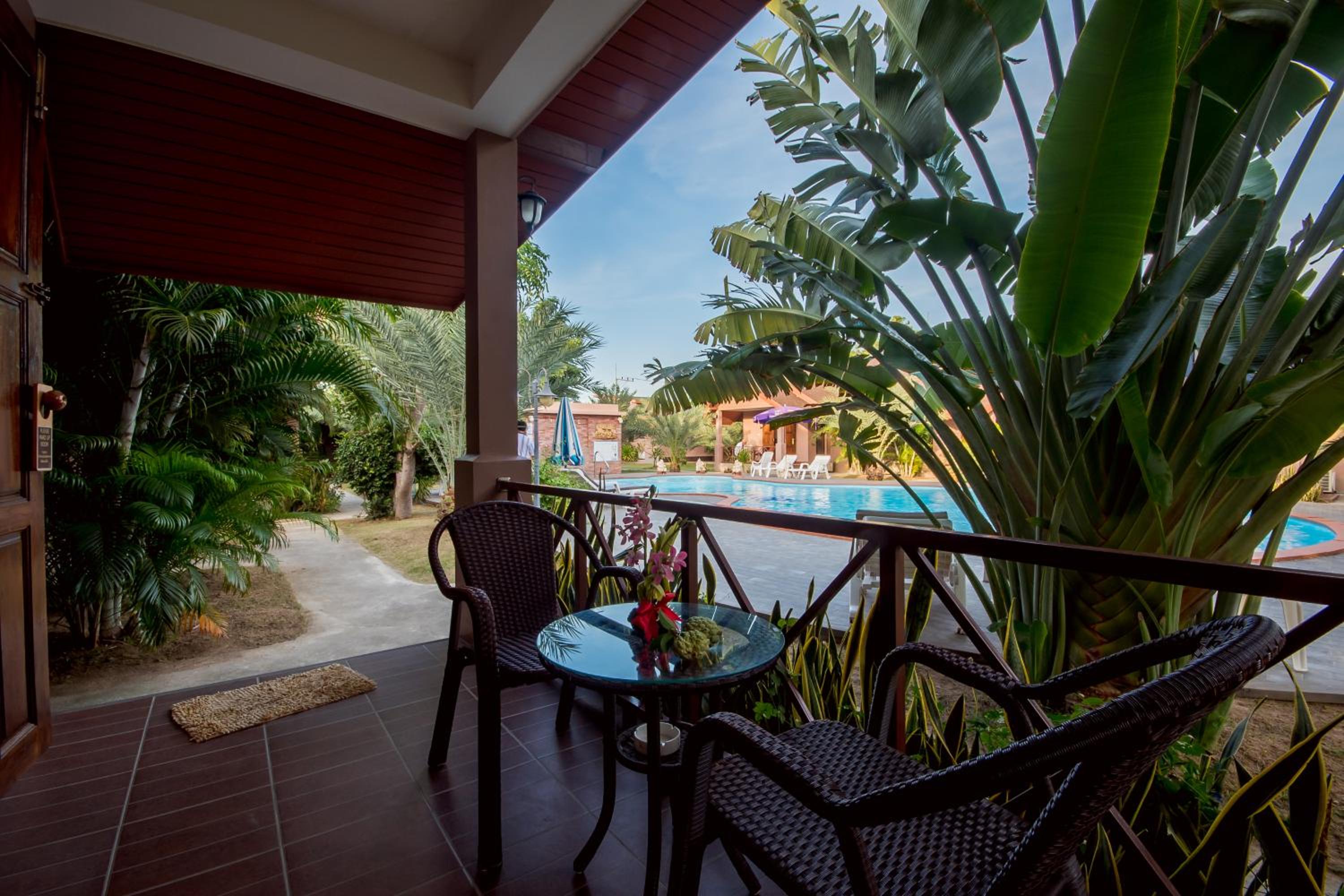 La-or Resort