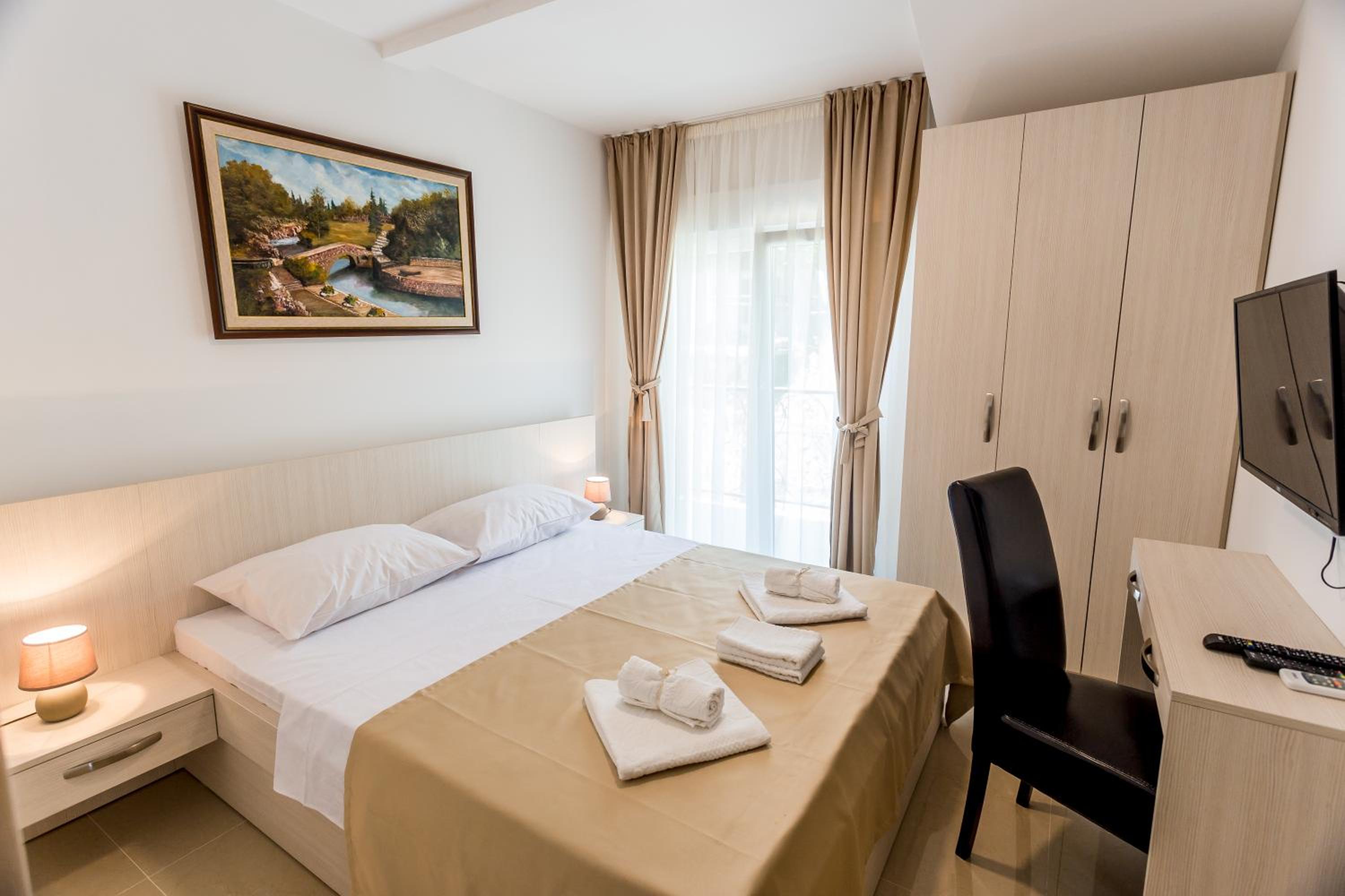 Apartments Belani