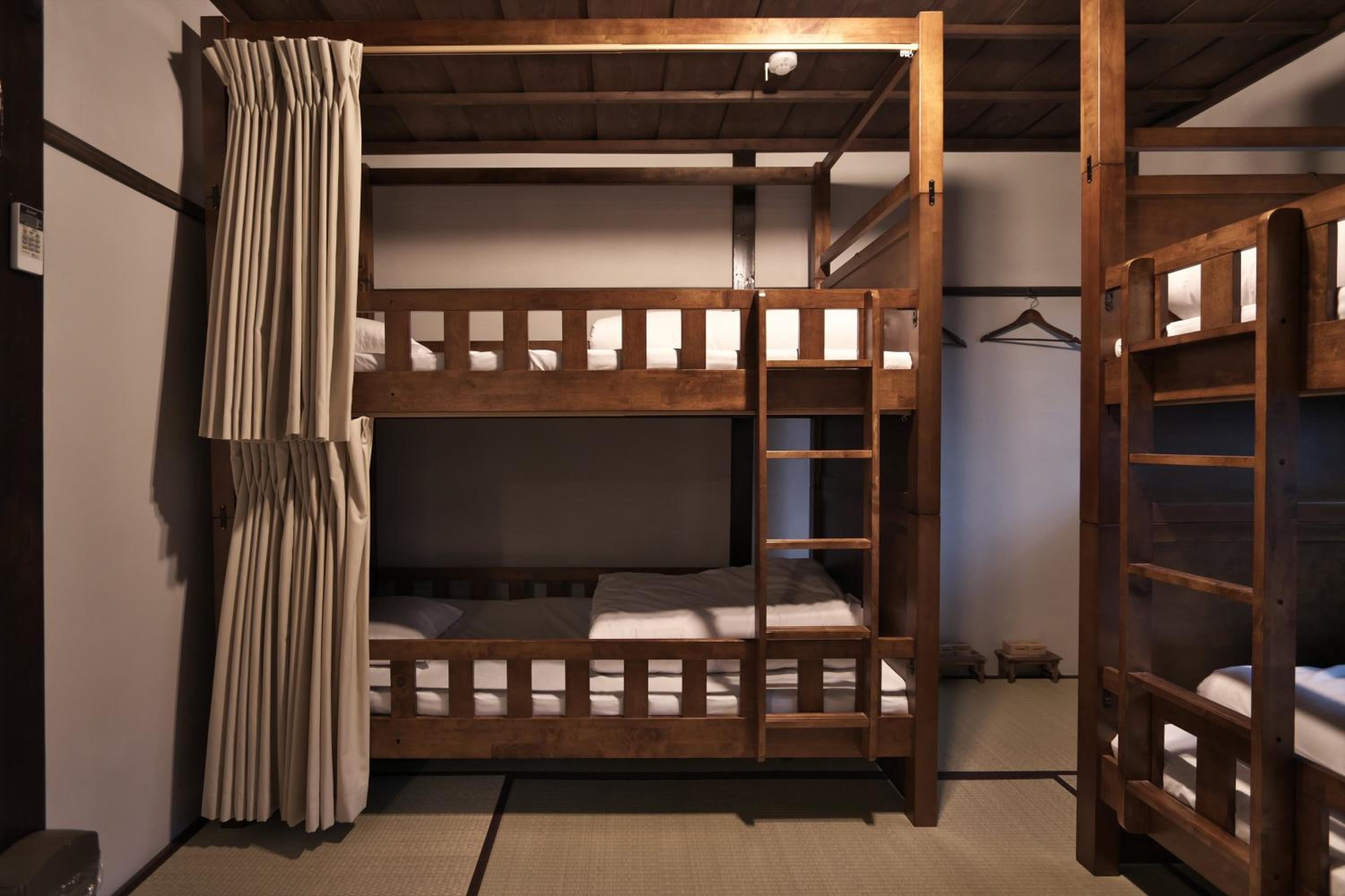 Kanazawa Guest House East Mountain