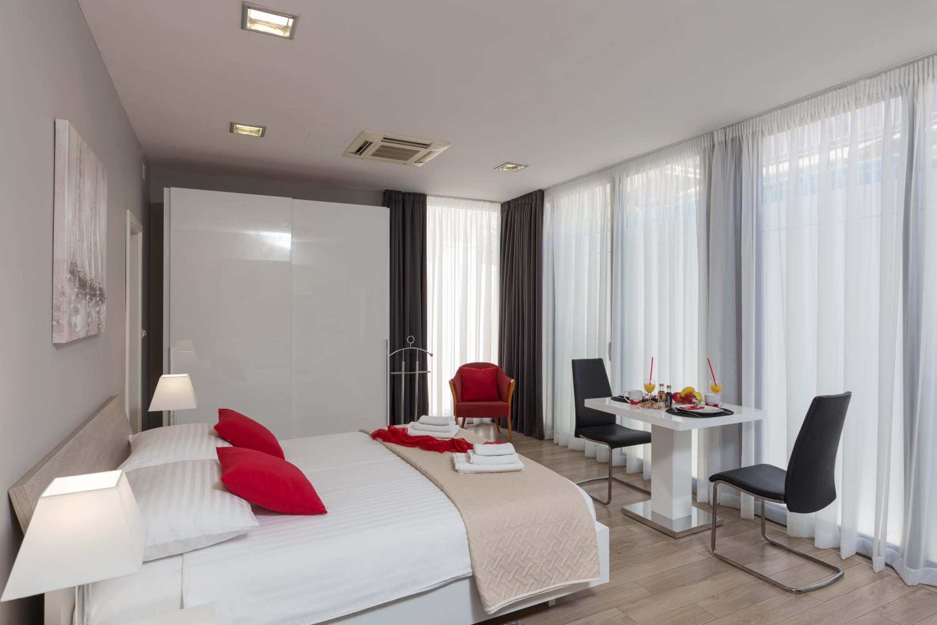 Apartments ZoomZoom 照片第 21 張,共 211 張