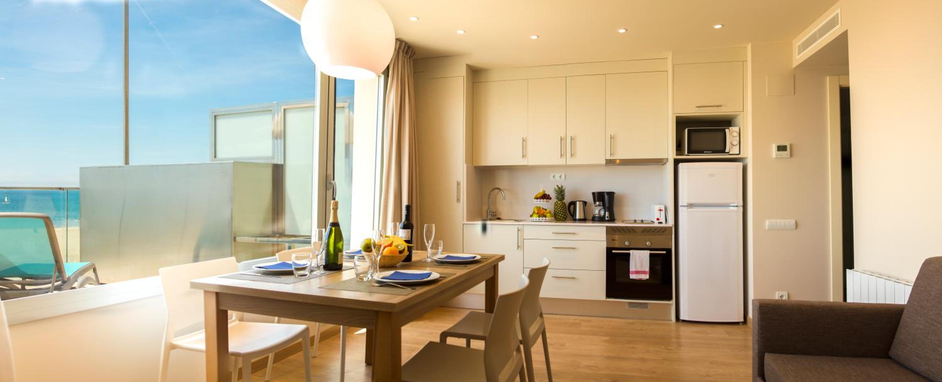 Barcelona Vacations - Apartamentos Voramar - Property Image 4