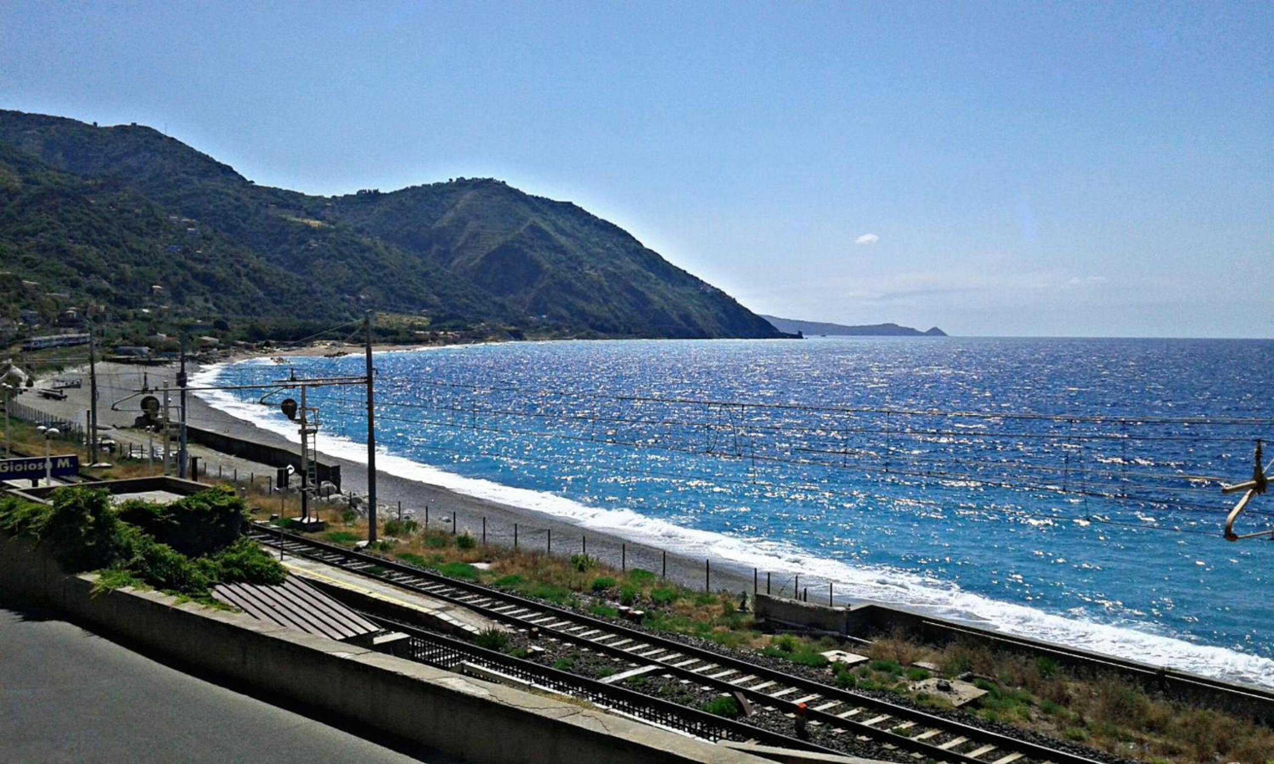 Casa Vacanze Gioiosa Marea view 5
