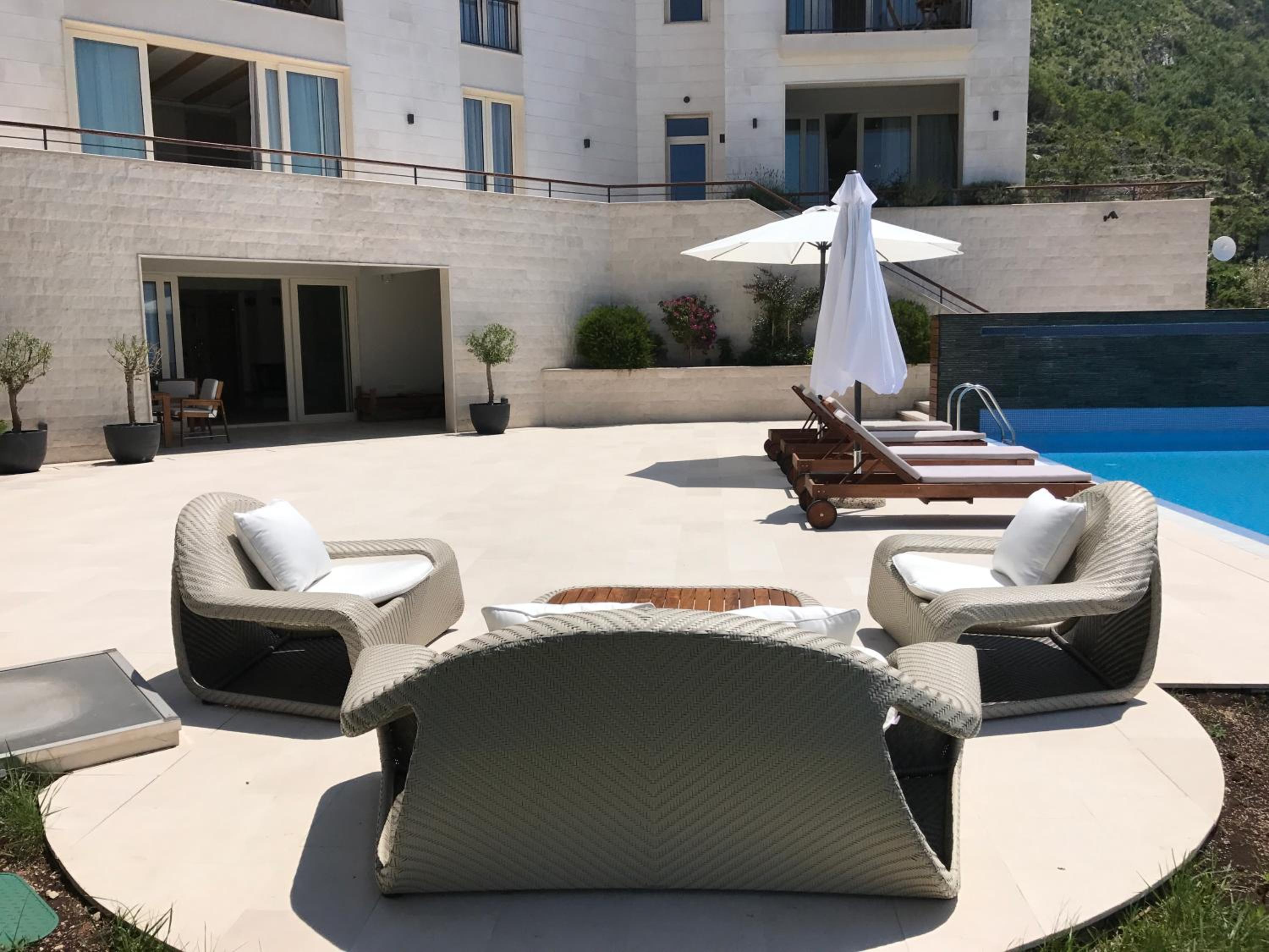 Villa Hedonism