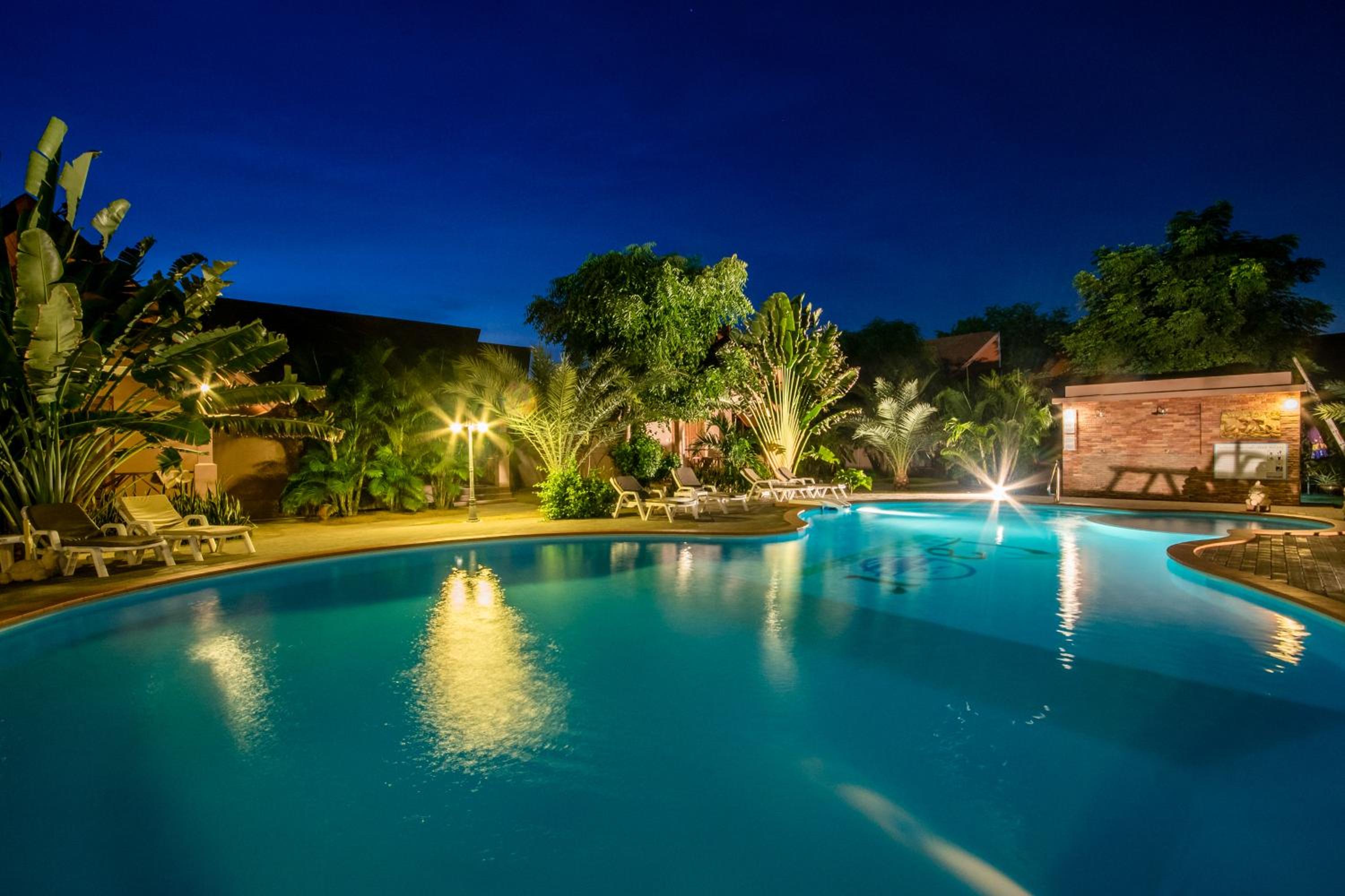 La-or Resort