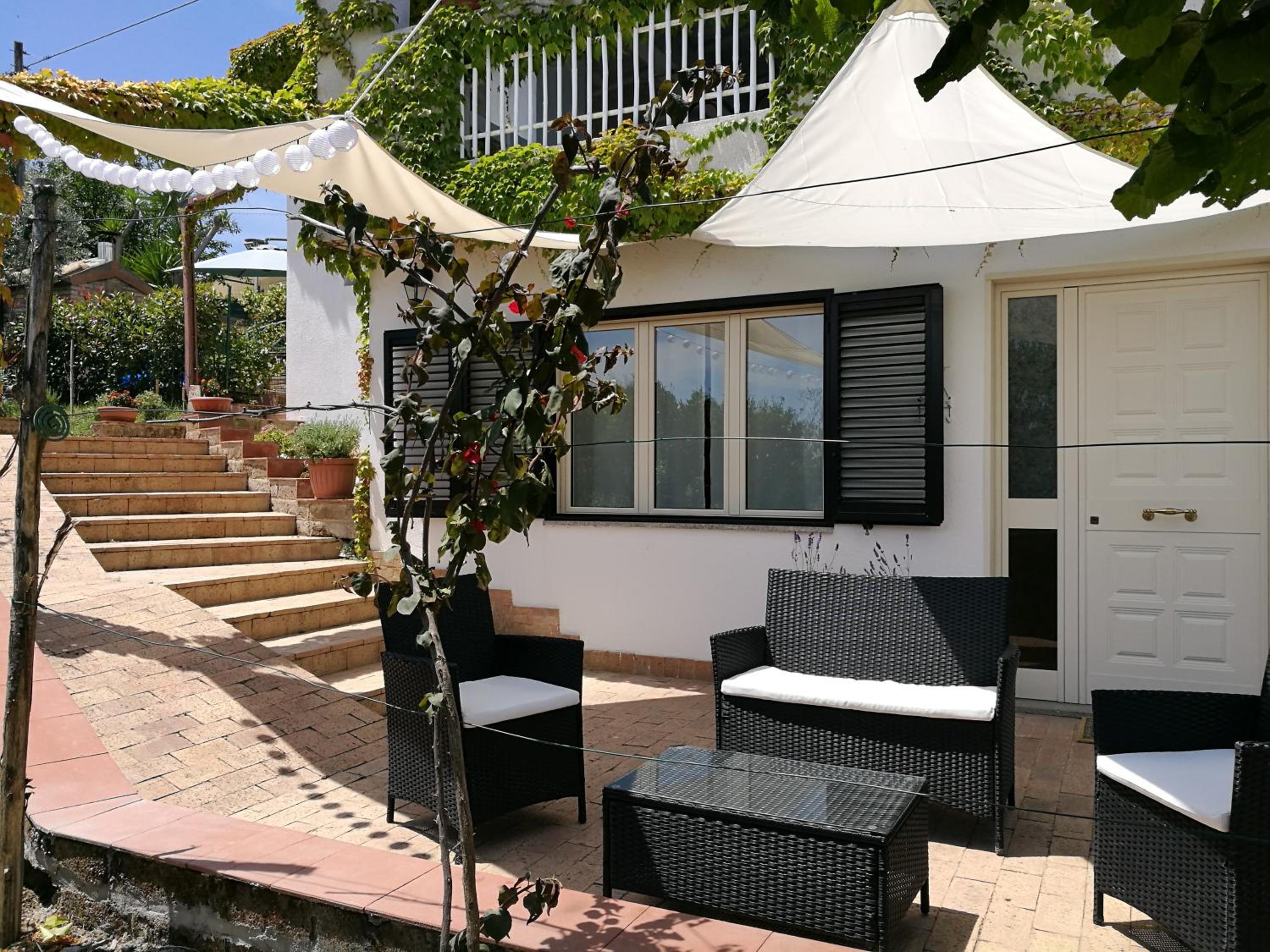 Villa Rosaria view 3