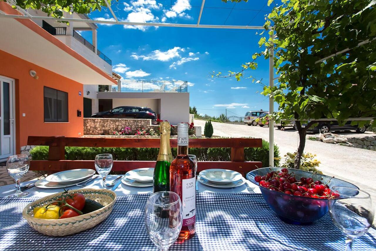 Holiday Home Chill Zone view 5