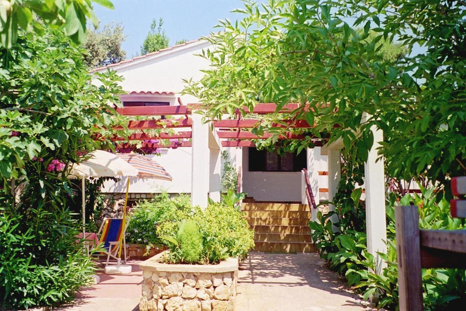 Apartments Lovor