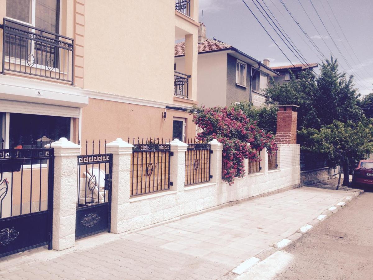 Emona Apartment