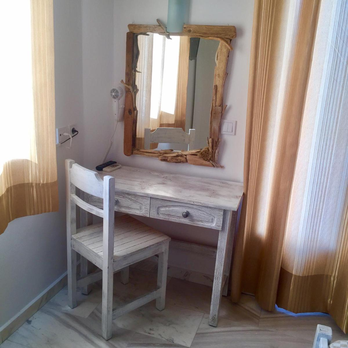 Athina Rooms - Lounge Apartments