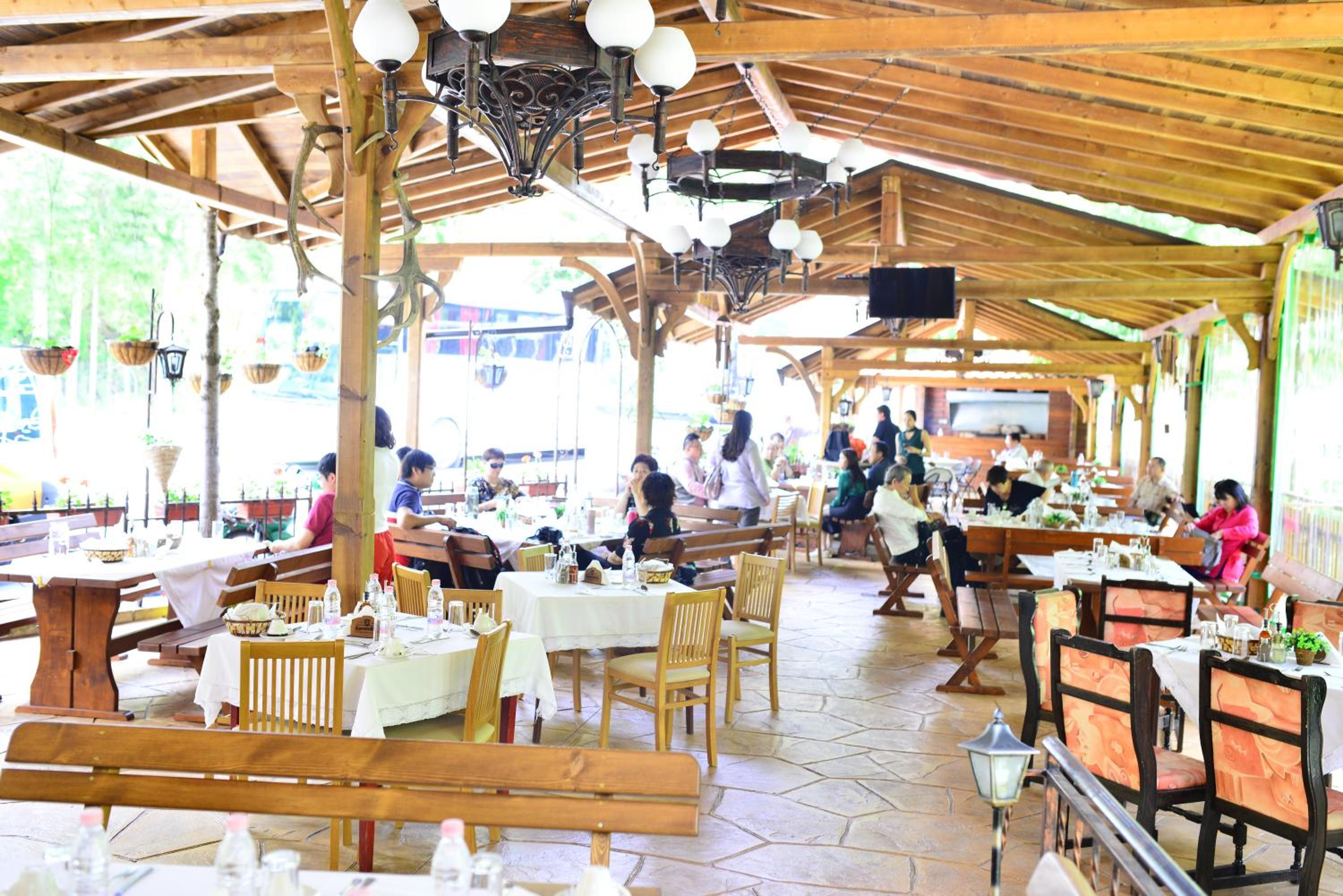 restaurant