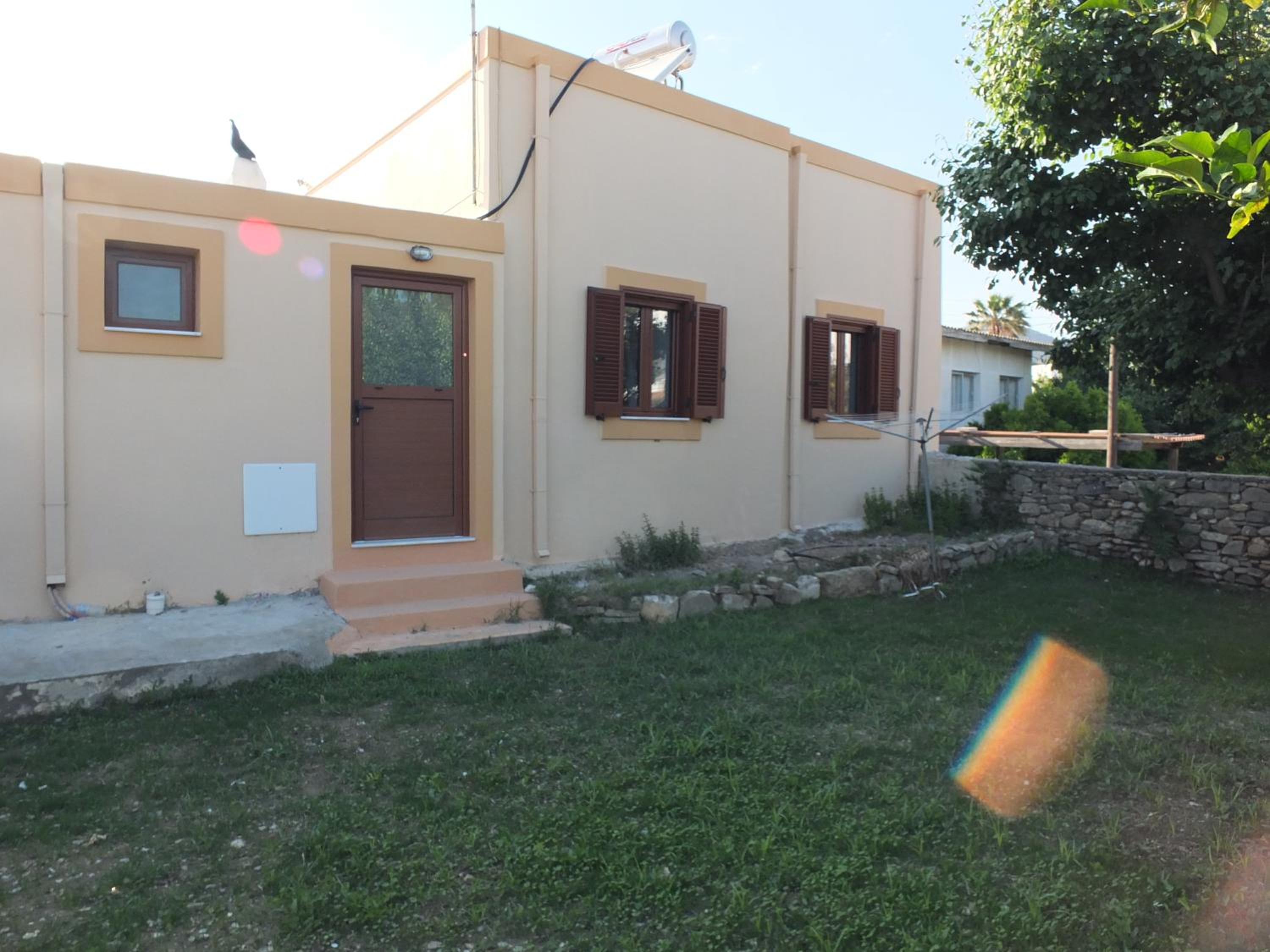 Casa Theoni