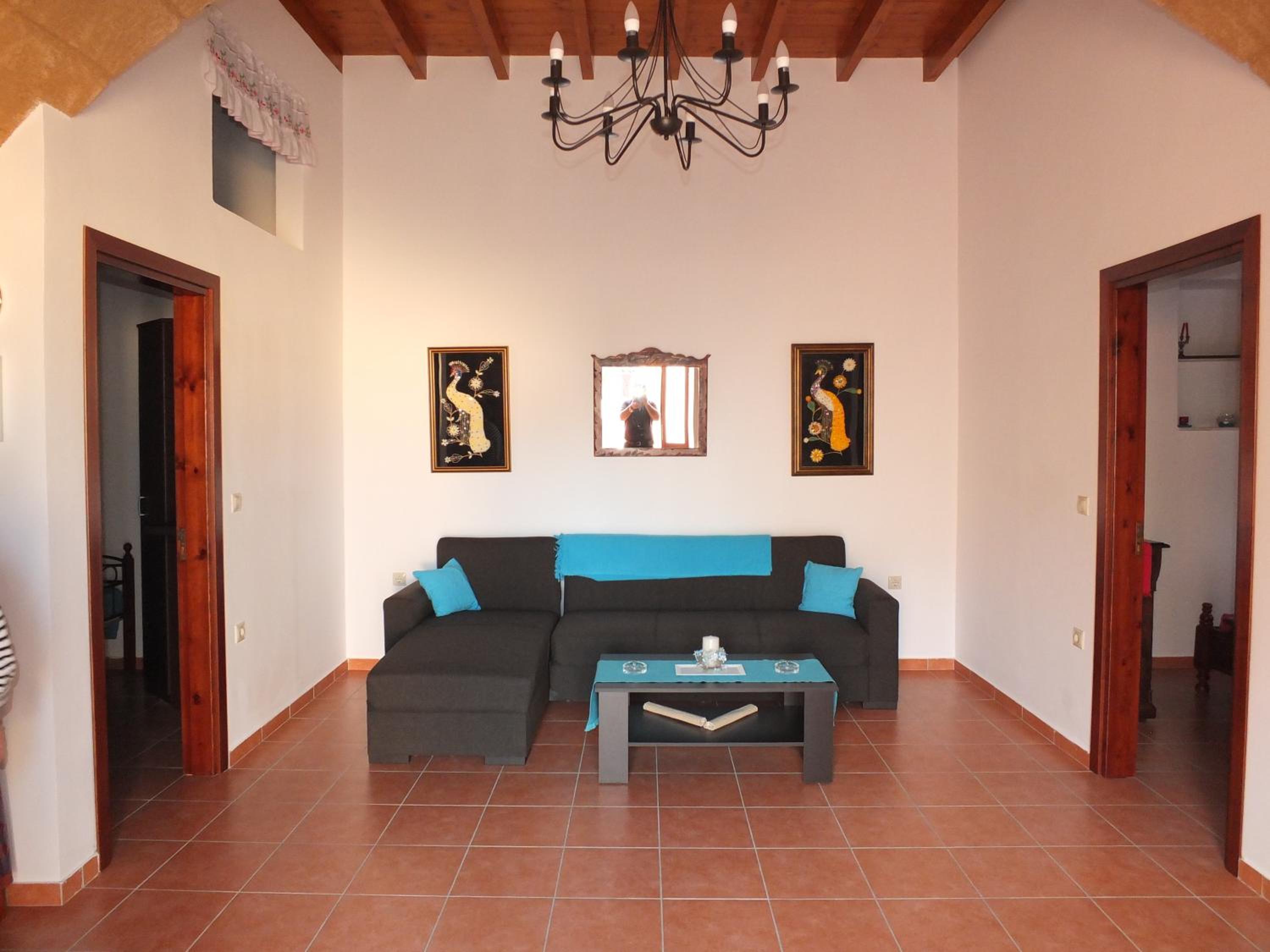 Casa Theoni