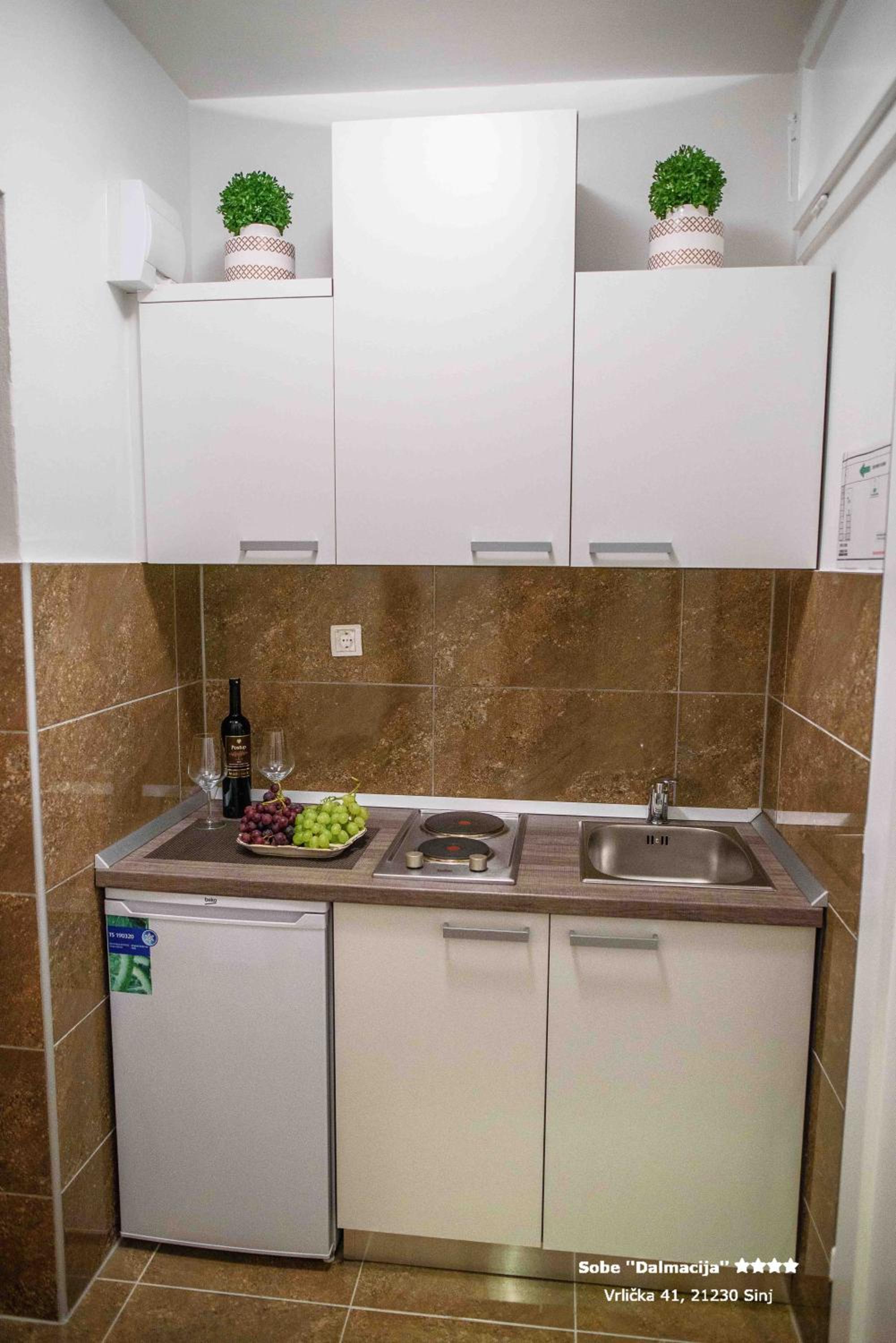 Apartment/Room ''Dalmacija'' SINJ