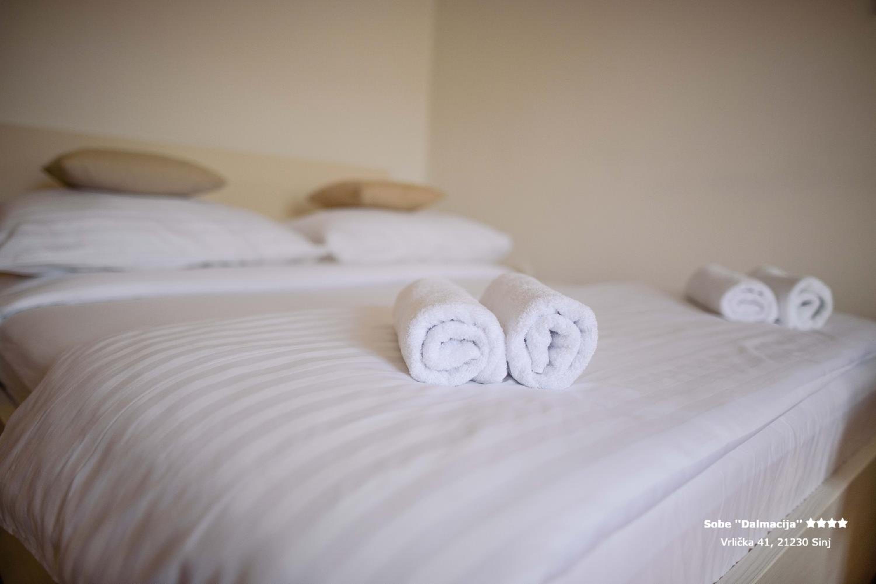 Apartment/Room ''Dalmacija'' SINJ