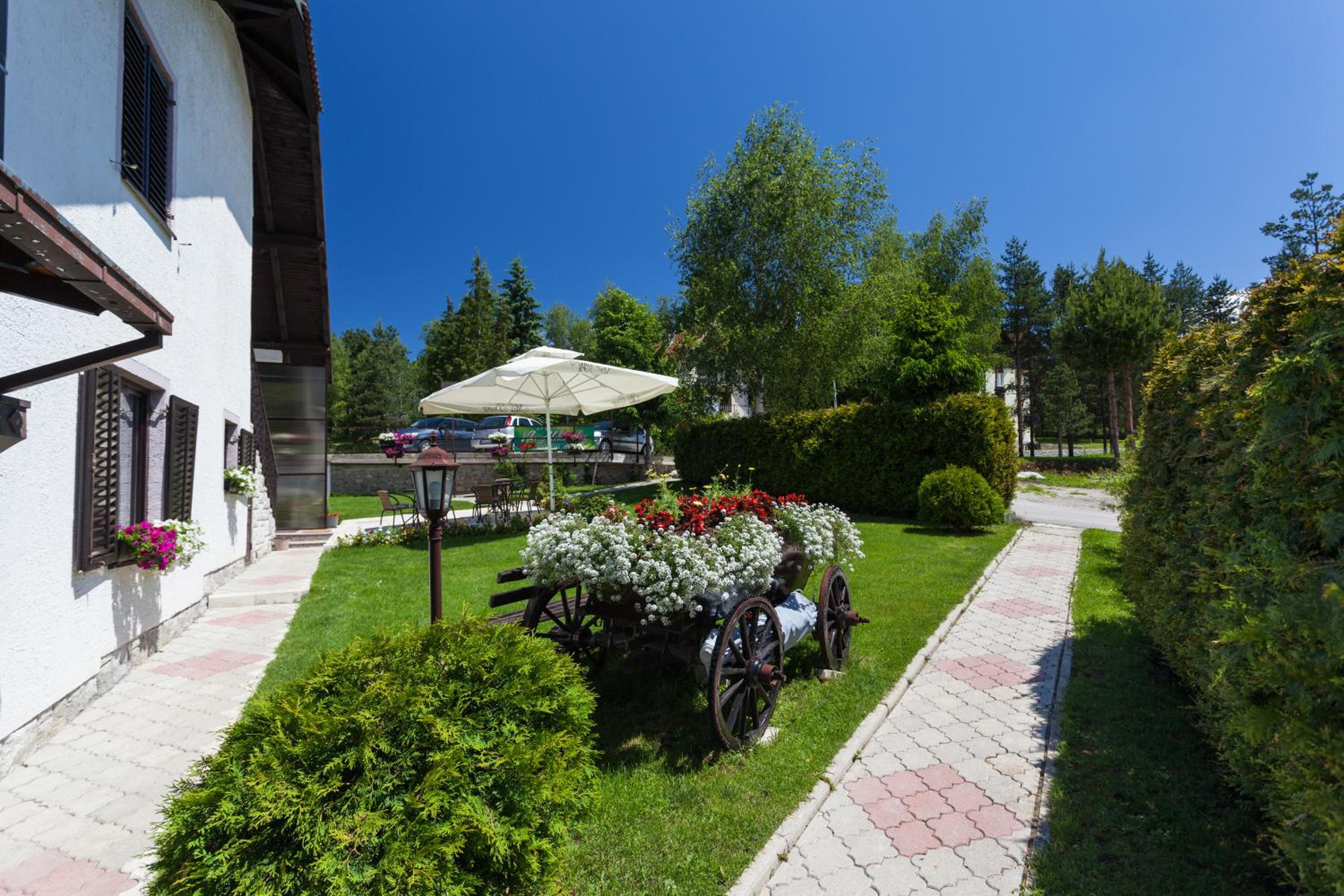 Photo 30