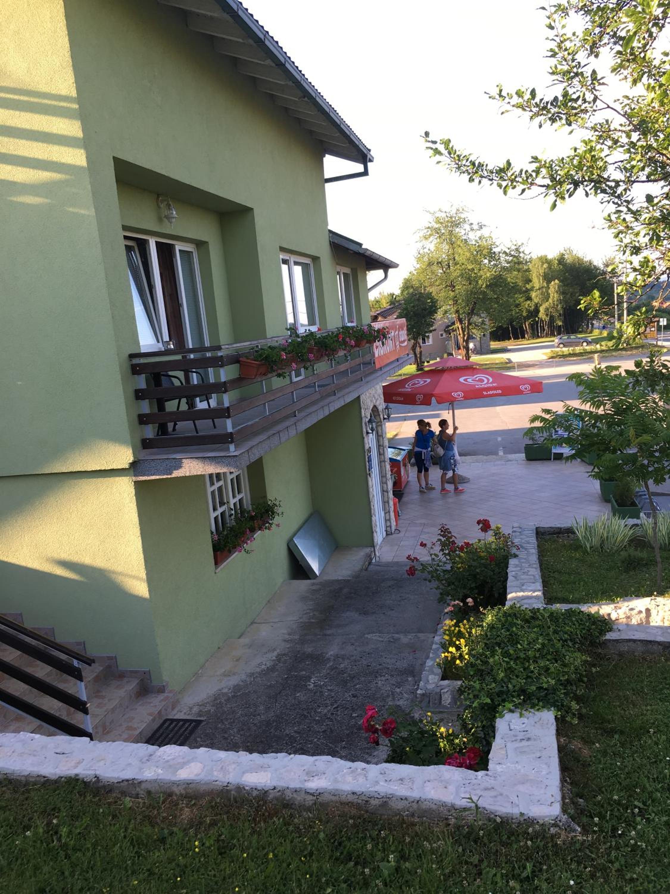 Photo 45